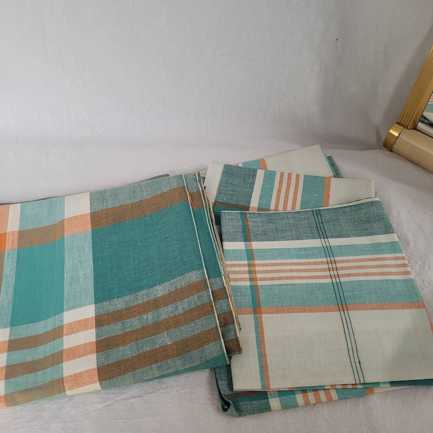 cotton tablecloth and napkins – 1950–1960