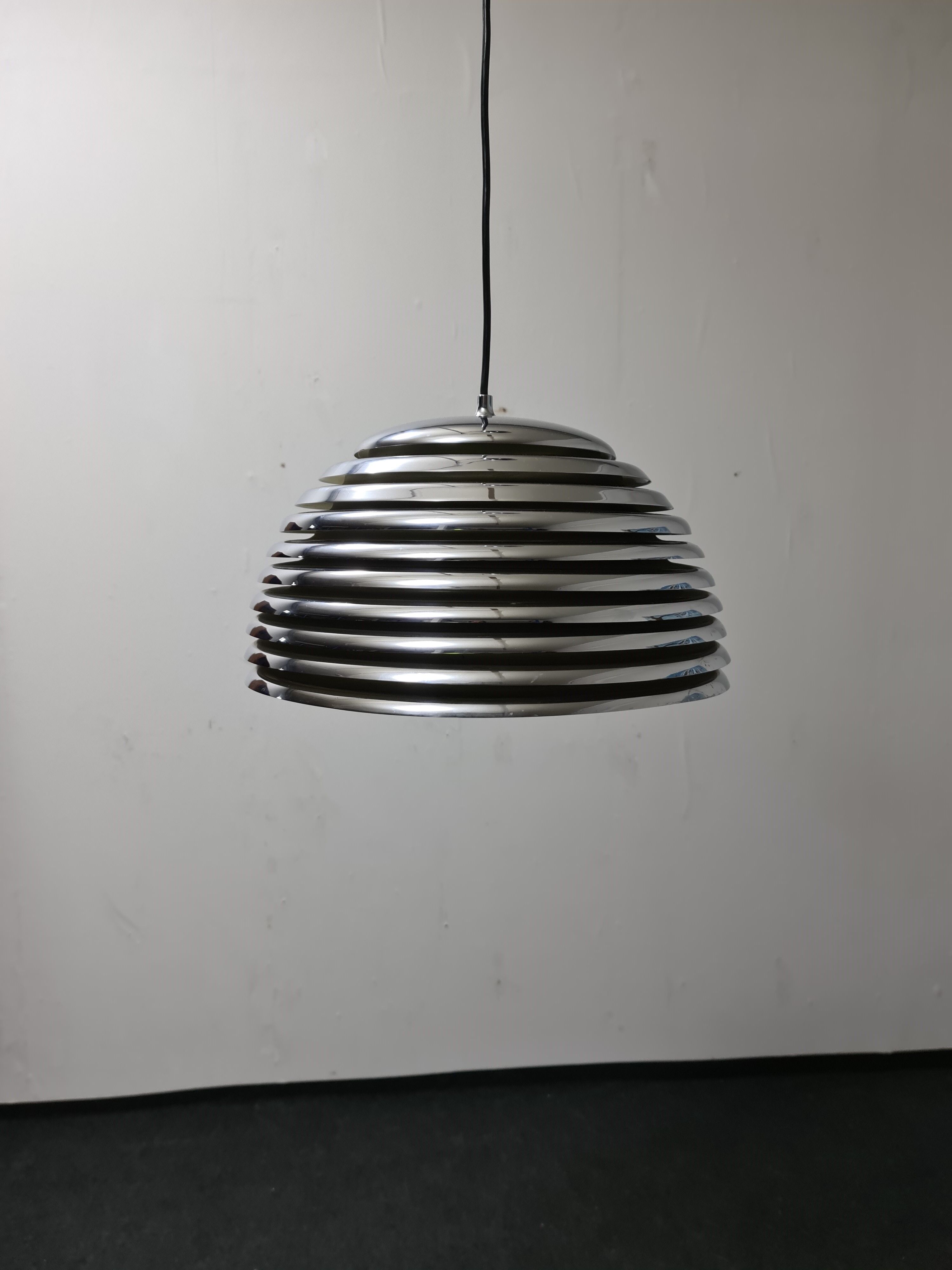 Suspension vintage Staff Saturno chrome par Kazuo Motozawa