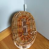 Wicker basket with handle