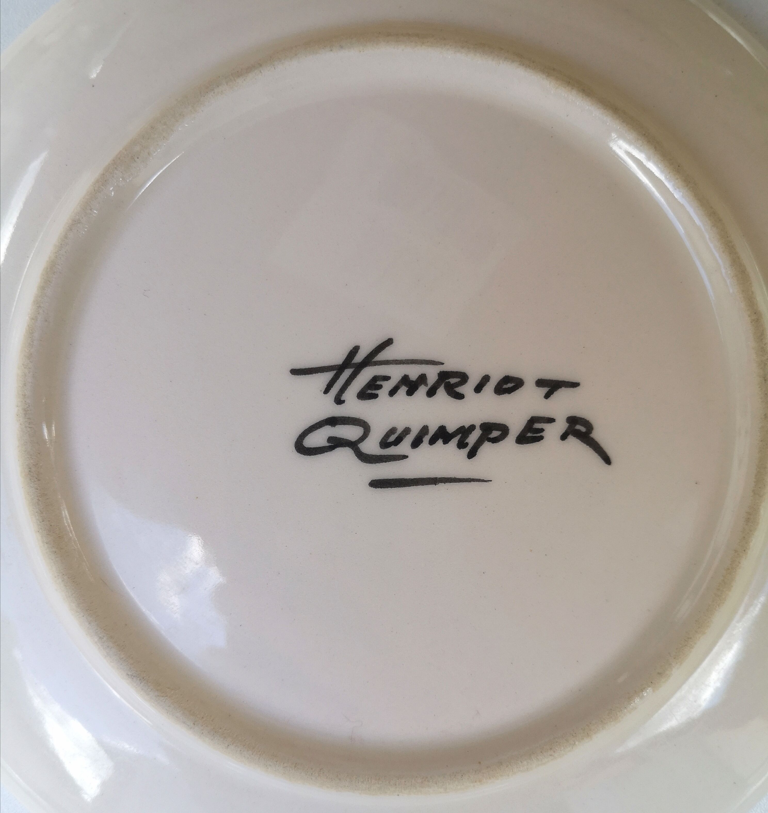 Quimper plates