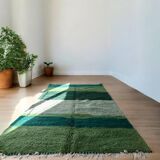 Moroccan green rug woven in natural wool size 250cm×150cm