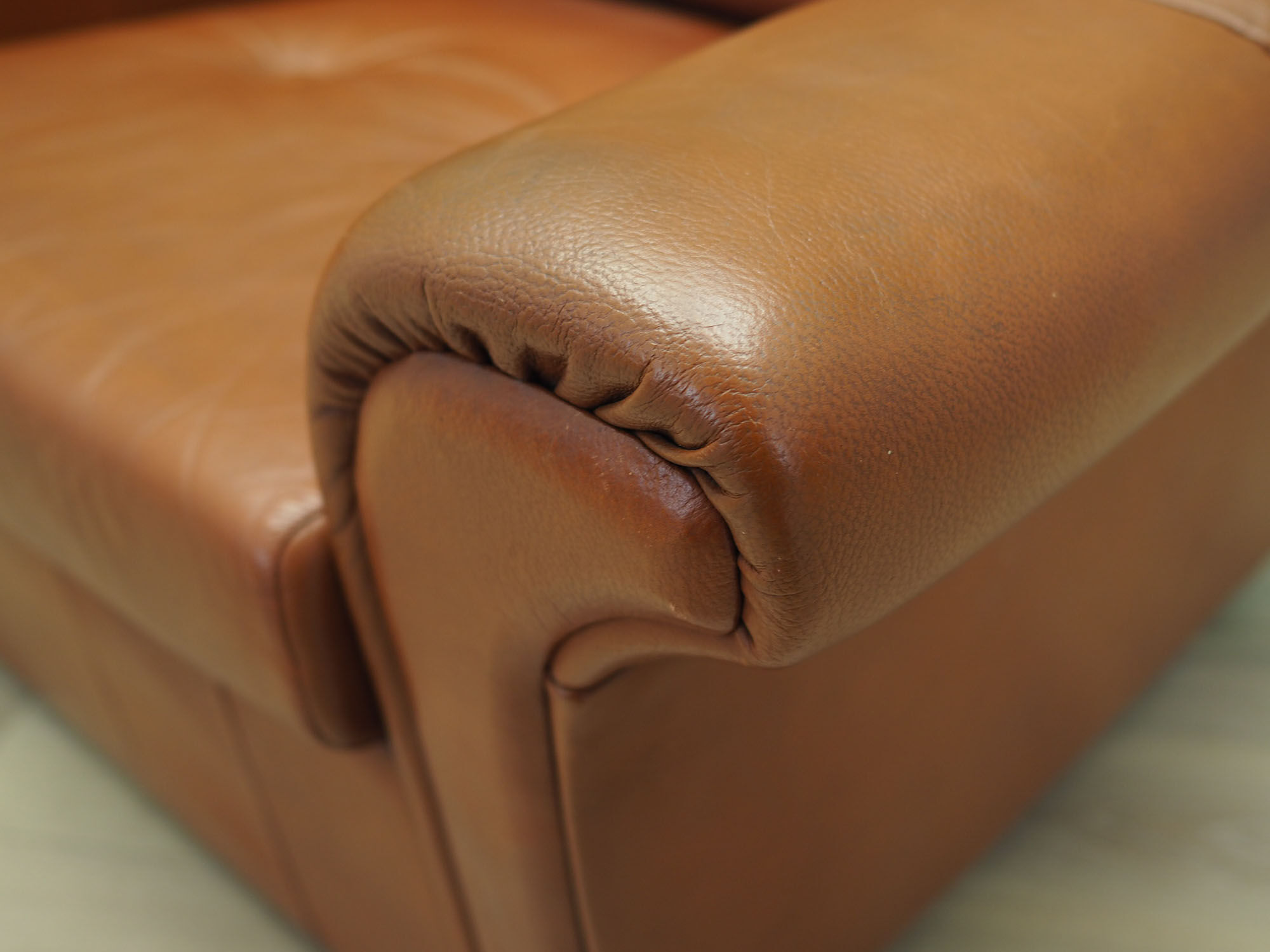 Fauteuil en cuir, design danois, années 60, production: Danemark