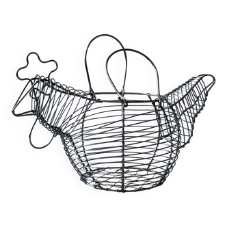 Atypical metal egg/fruit basket