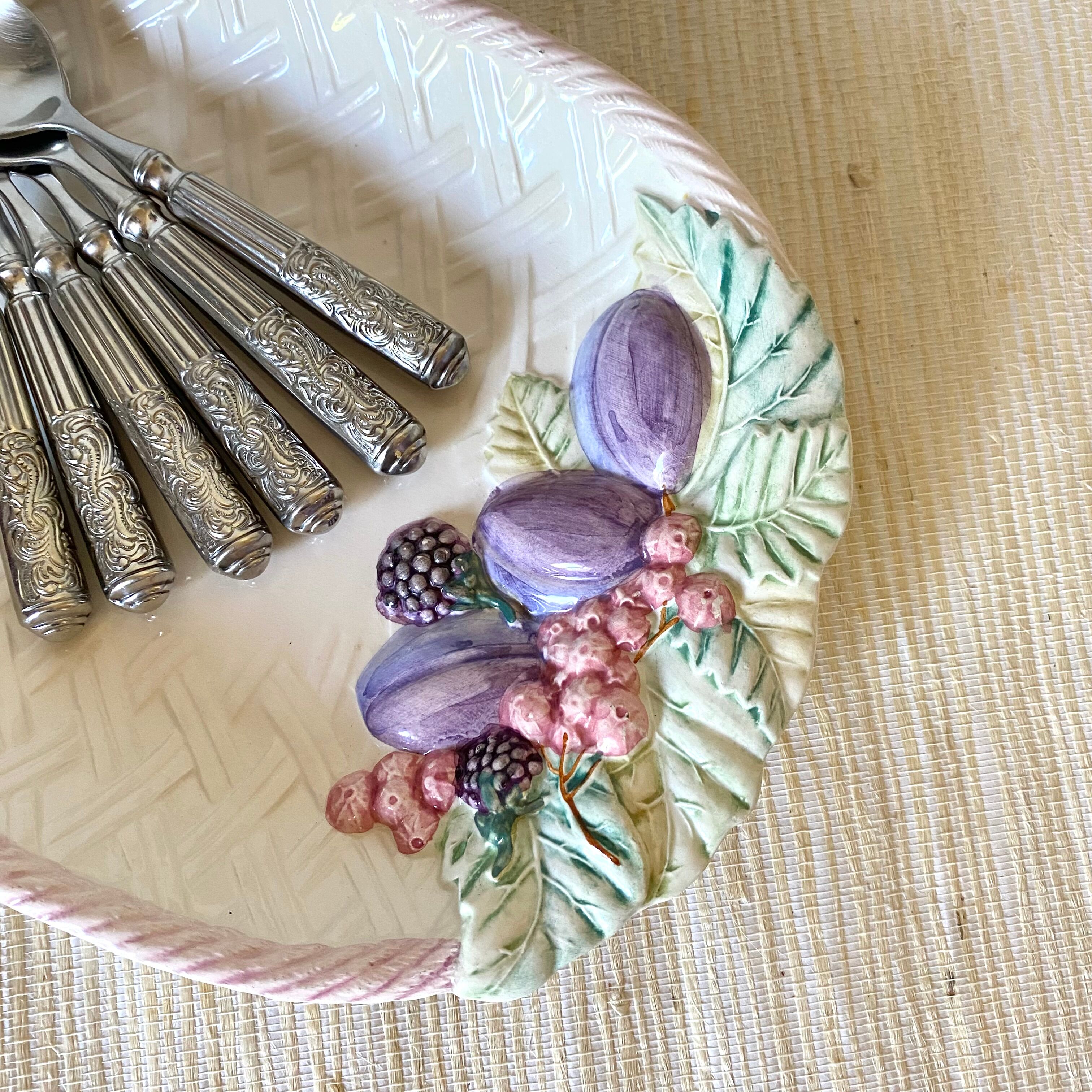 Long dish in fruit barbotine