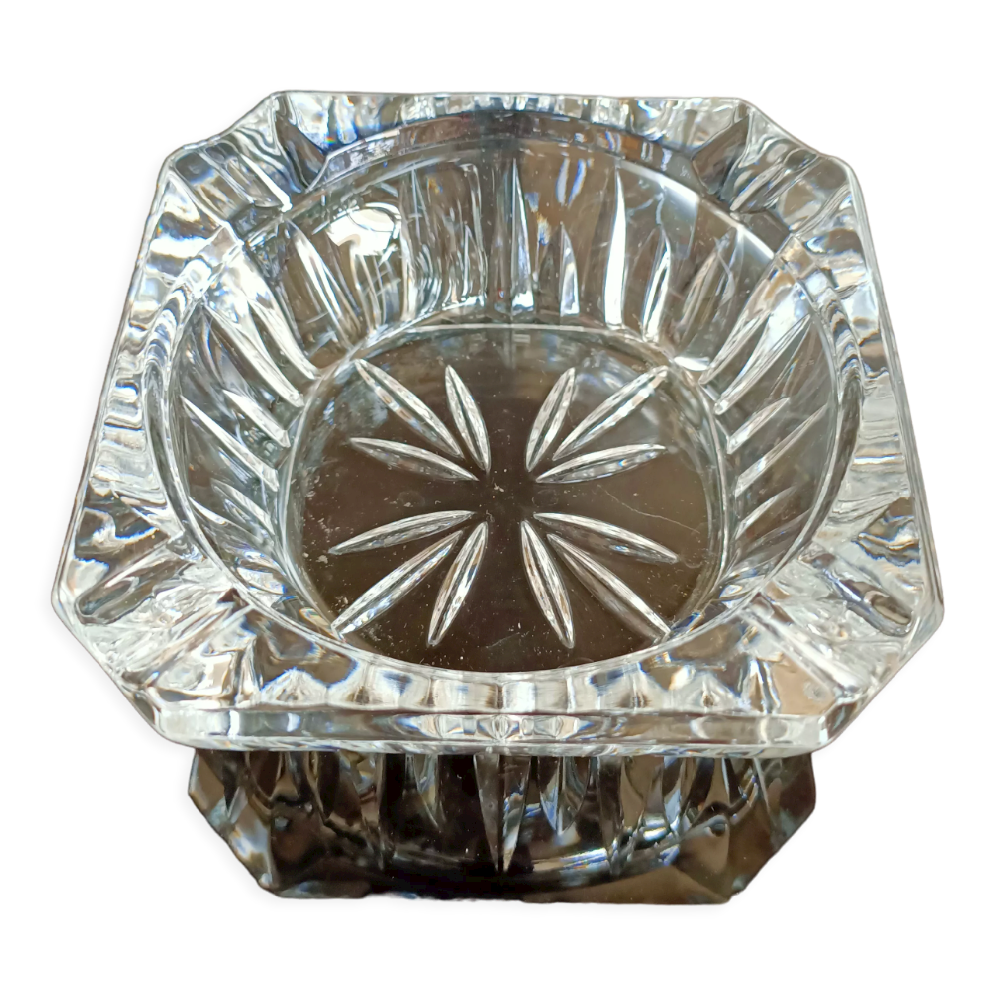 Crystal ashtray 10.2x10.2 cm