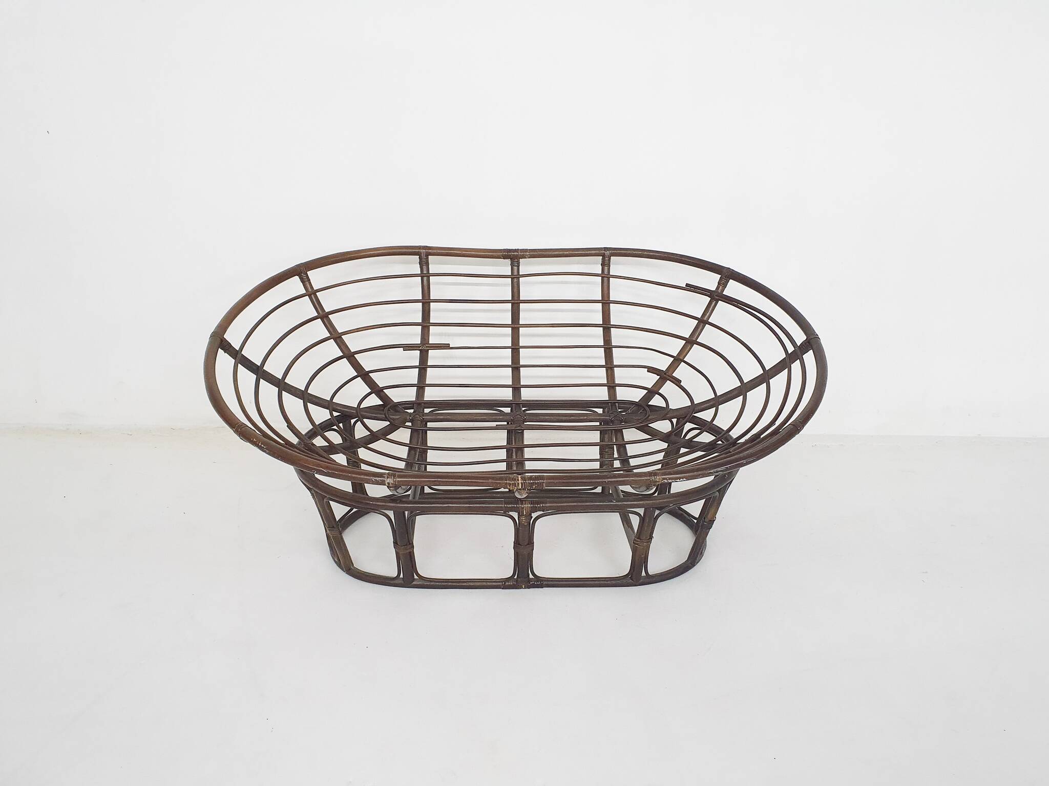 Manou two seater sofa with linnen cushion, The Netherlands 1970's