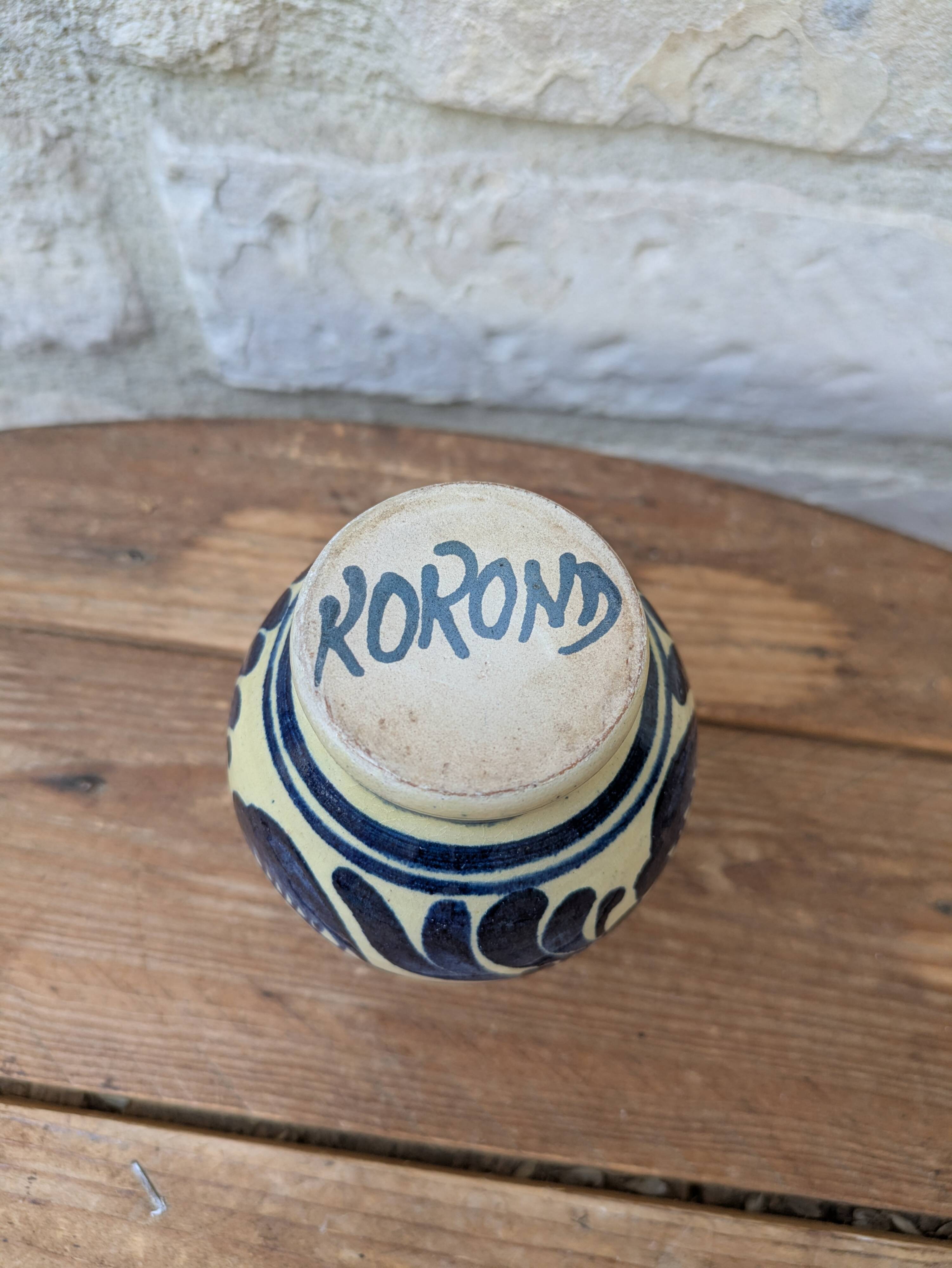 Vase en terre cuite vernissée motif bleu Korond Transylvanie H11cm