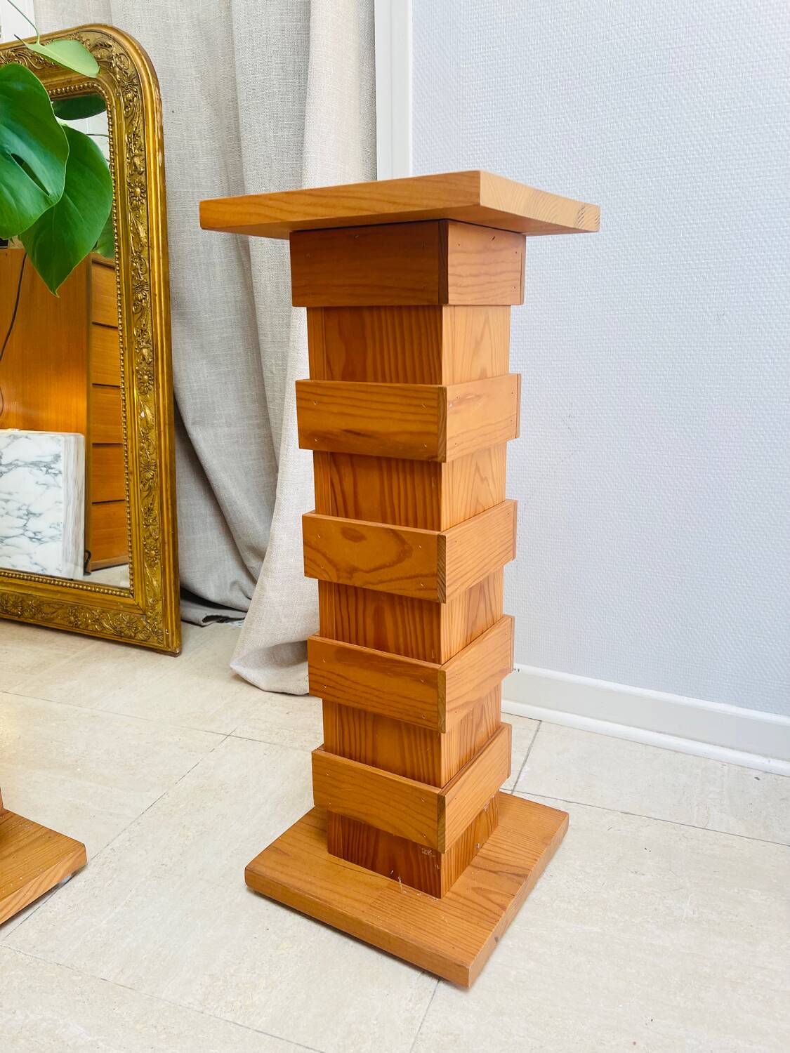 Teak column plant stand, 70s-80s