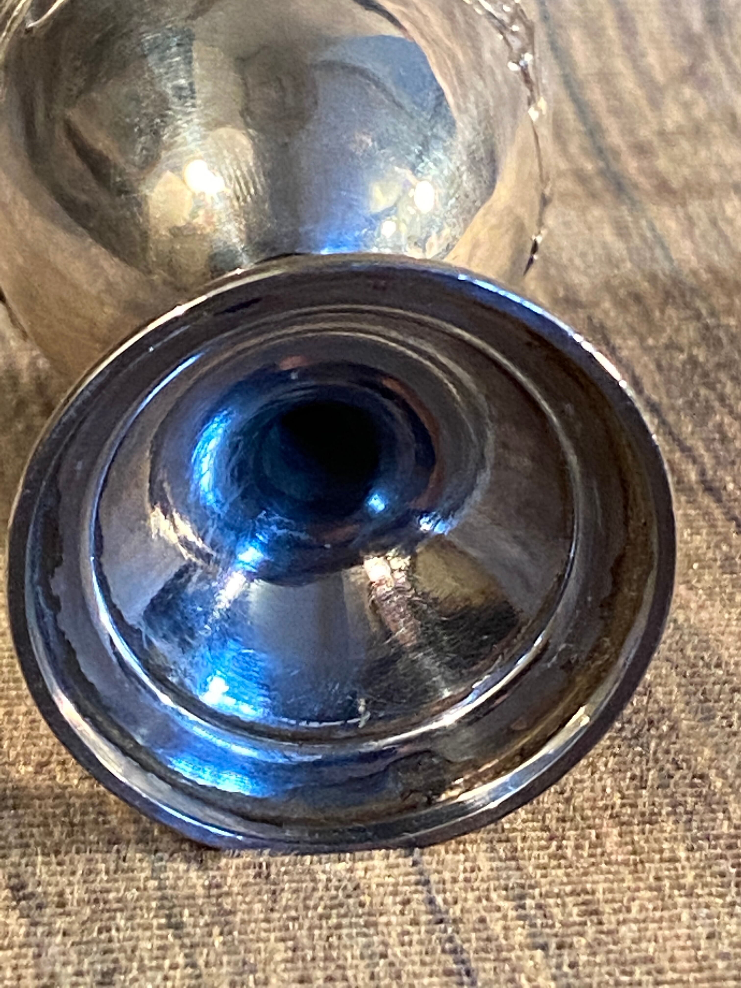 Art Nouveau solid silver shell