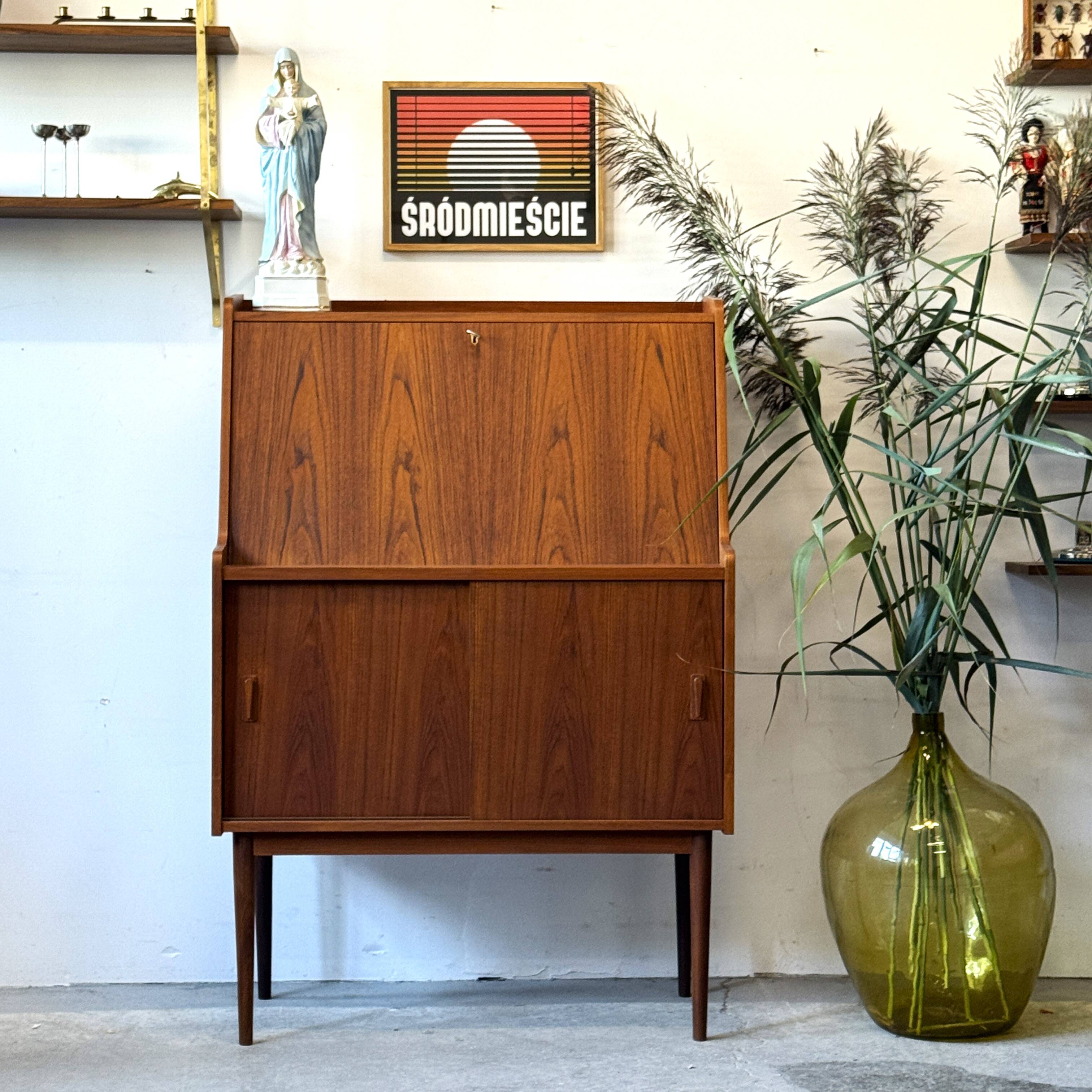 Secretary/desk, Denmark, 1960s/1970s, Mid-C Modern style, vintage