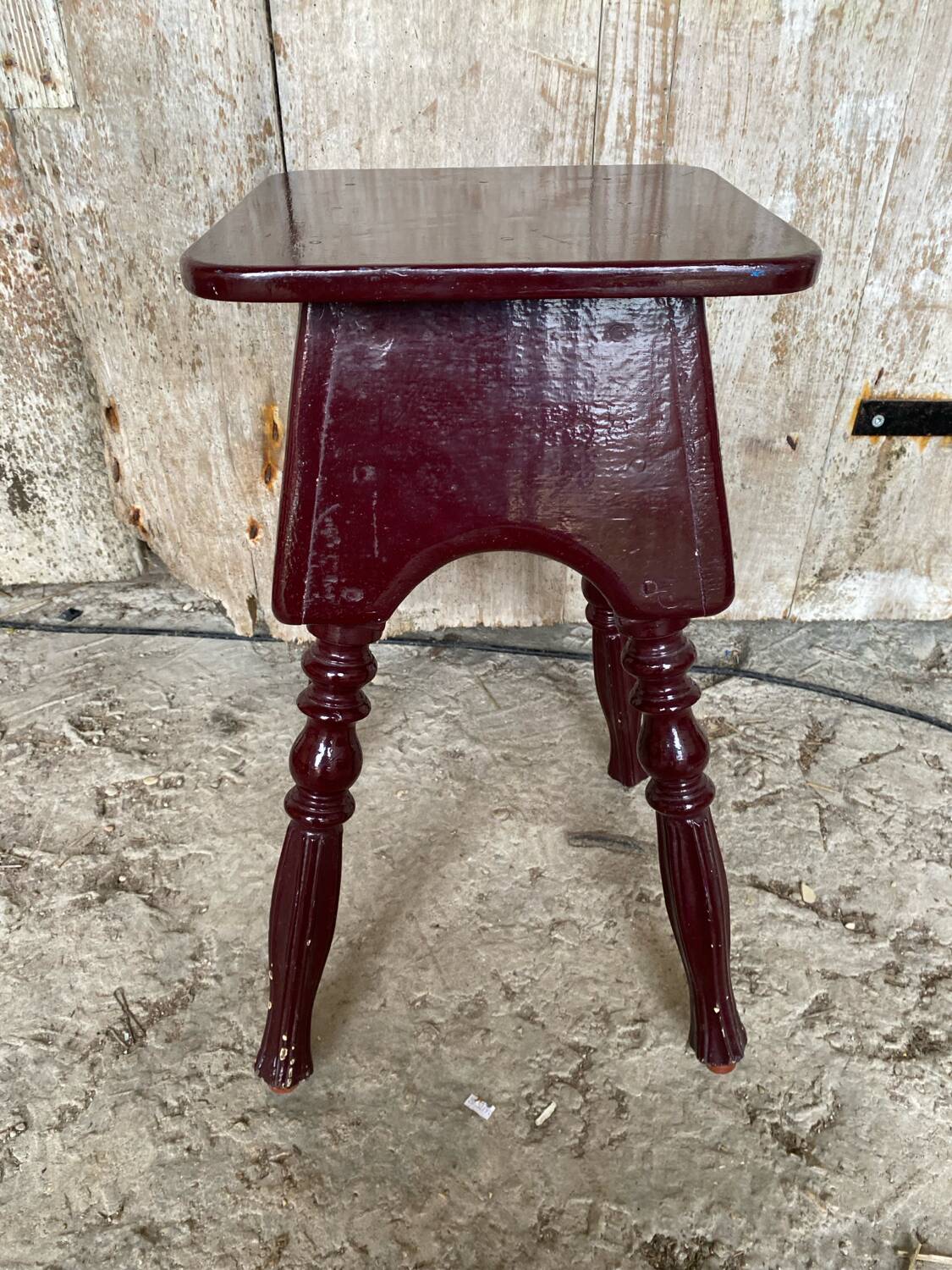 Vintage Bordeaux Turned Legs Wooden Stool #D546