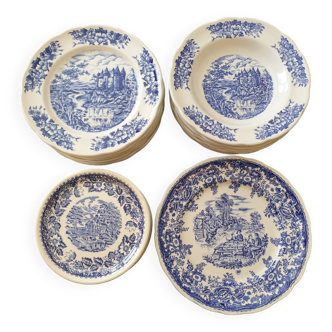Lot 27 plates English porcelain