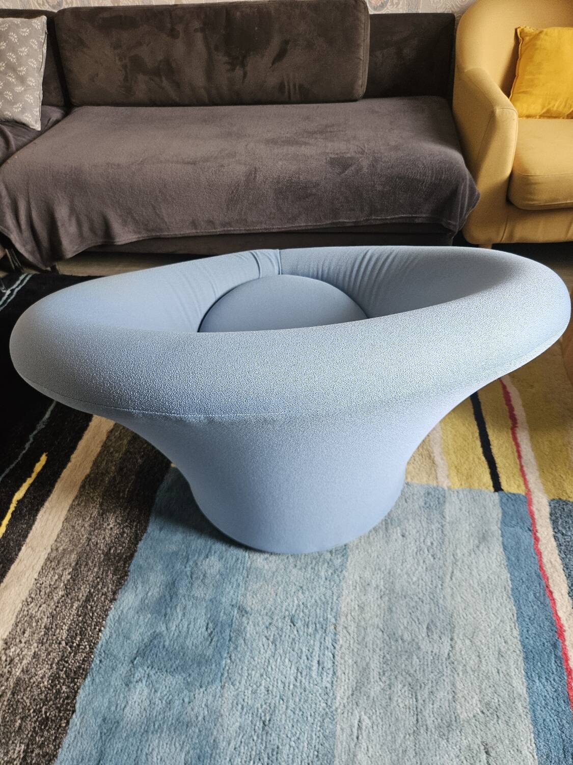 Pierre Paulin mushroom chair