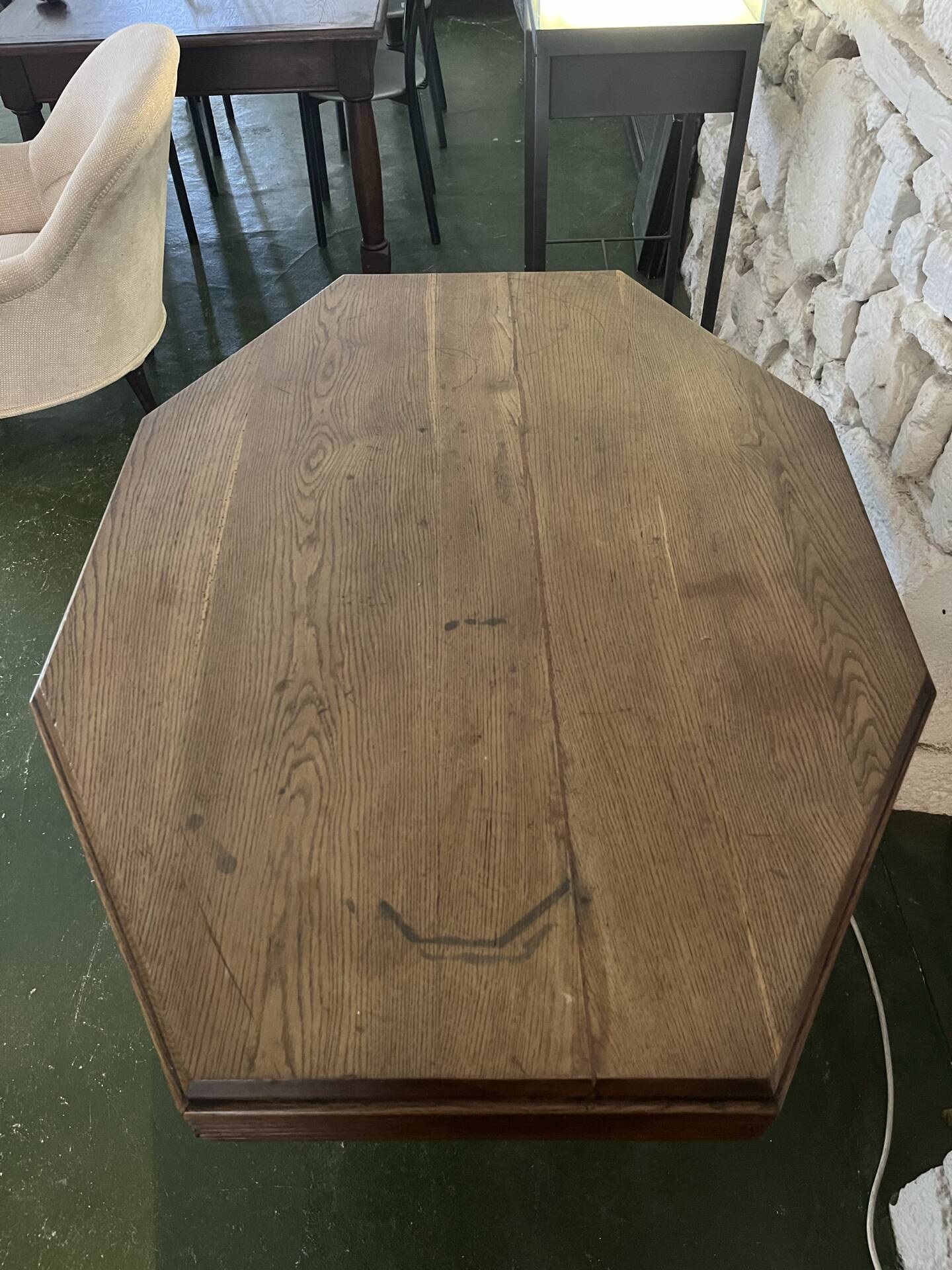Octagonal table in oak