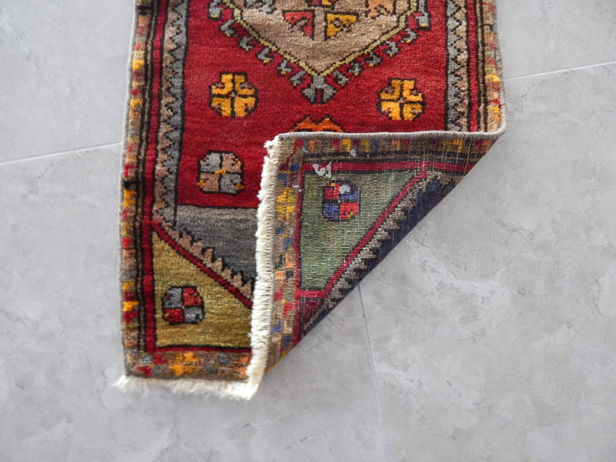 Vintage Turkish Oushak rug 46x109 cm