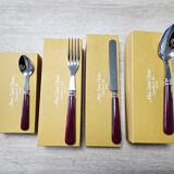 Service for 48 covers Alain Saint Joanis Bordeaux, English collection, new.