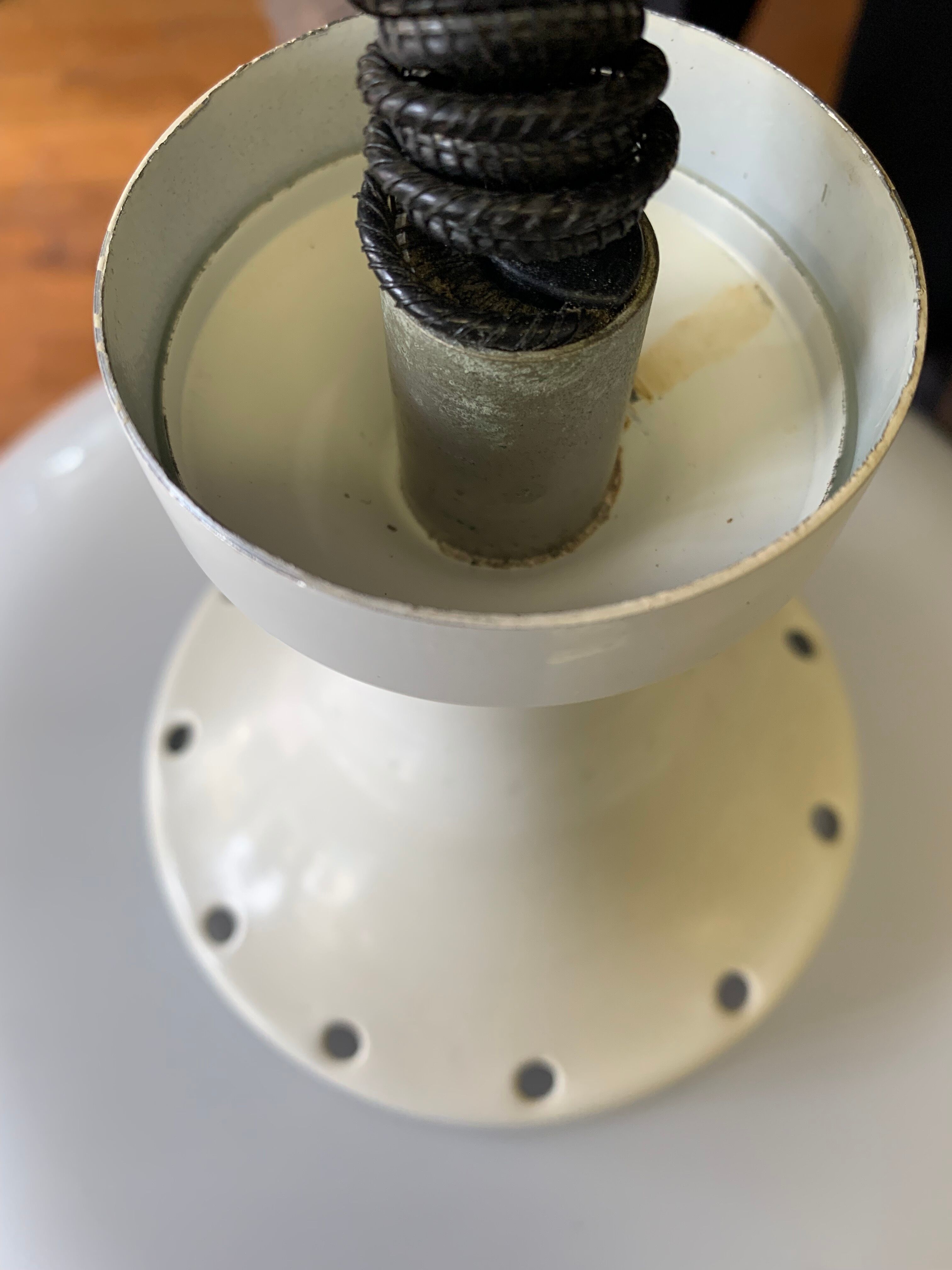 Suspension rises and falls 60s