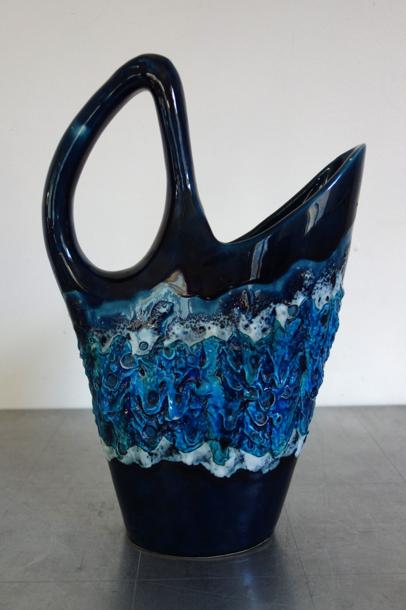 Blue vase fat lava Vallauris sea foam décor 70s