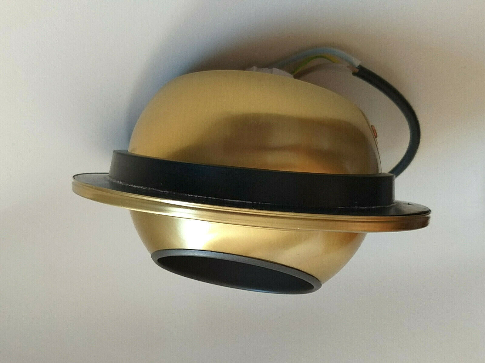 Spot Sische in solid brass