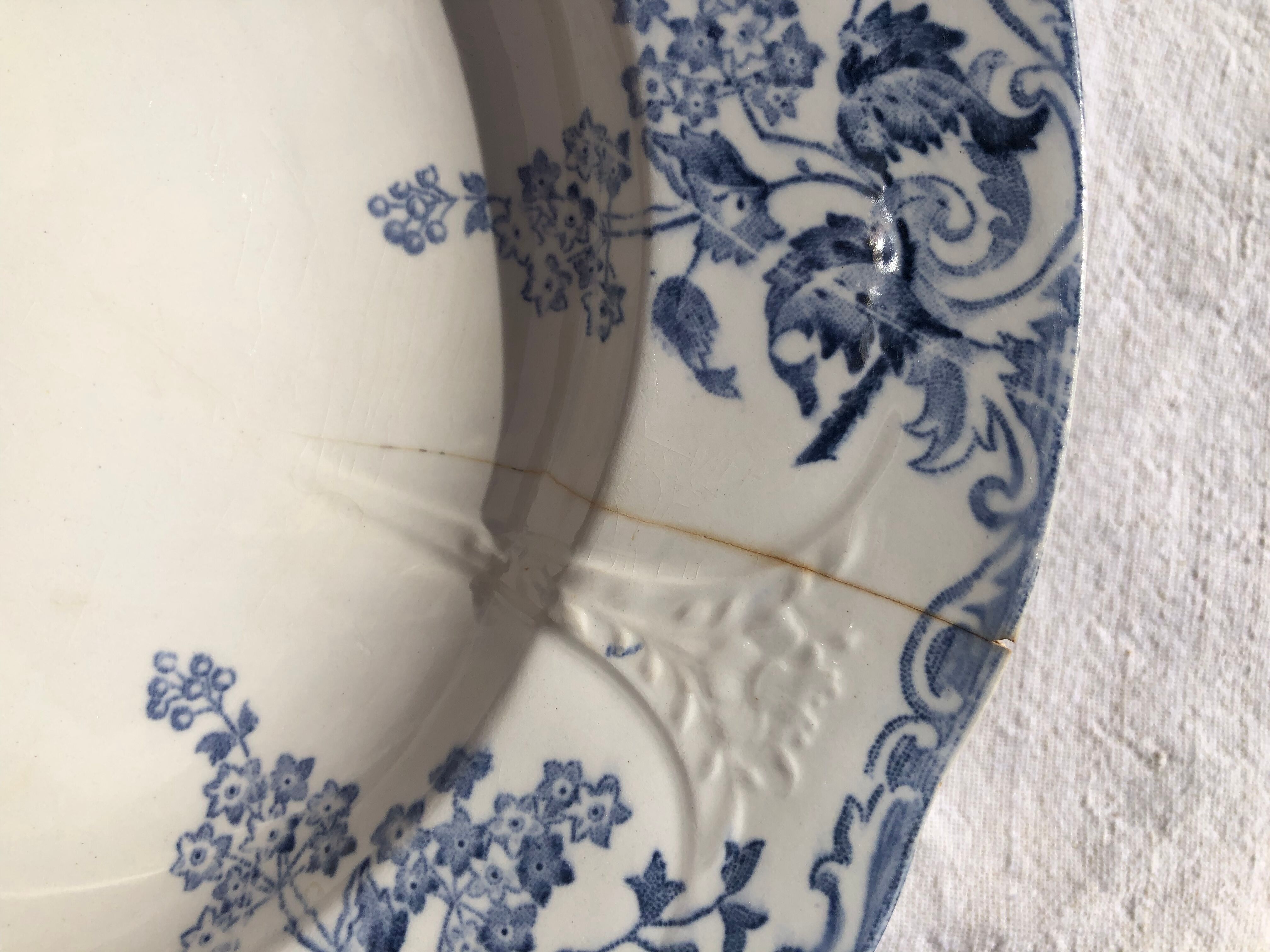 6 Longwy hollow plates