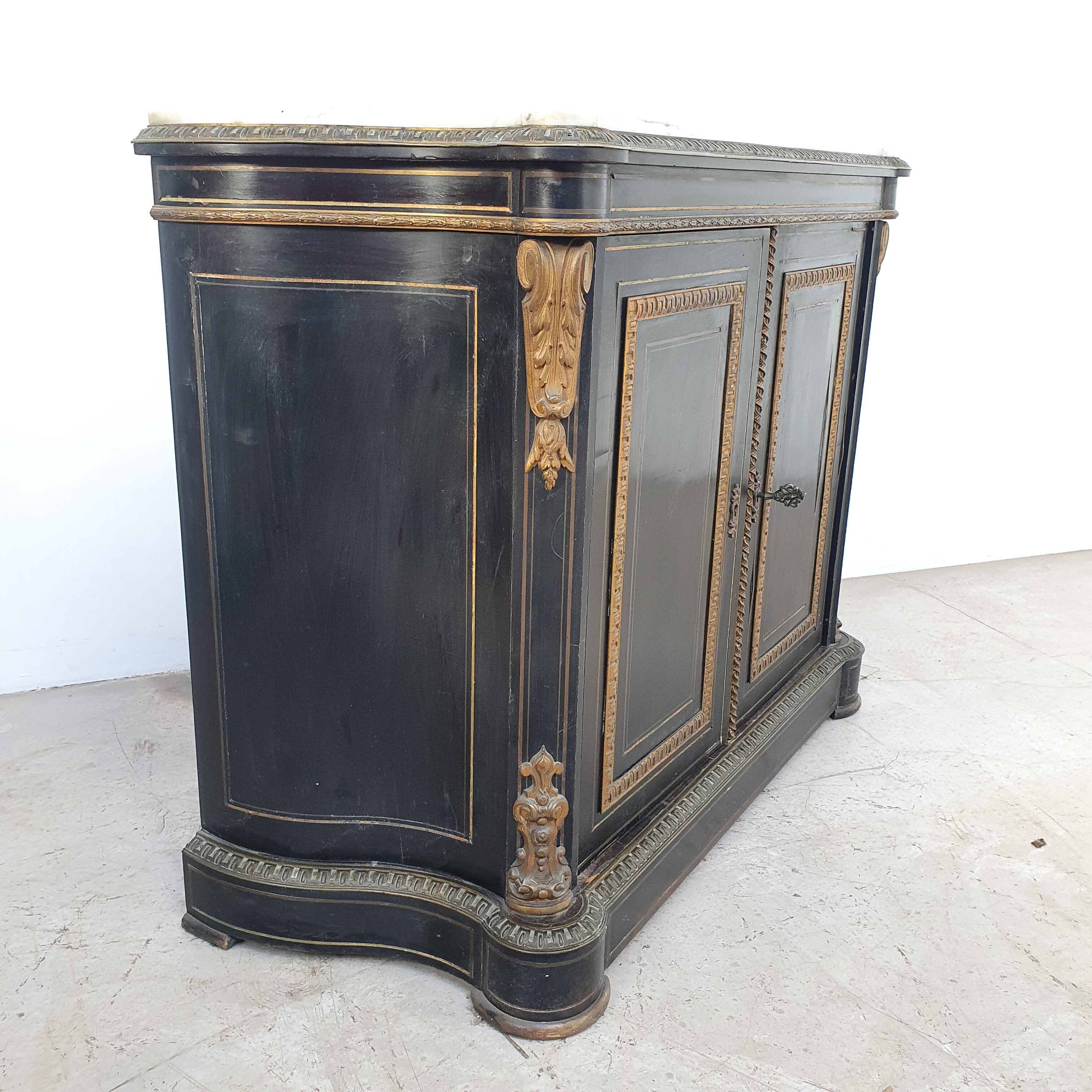CURVED SIDEBOARD NIII