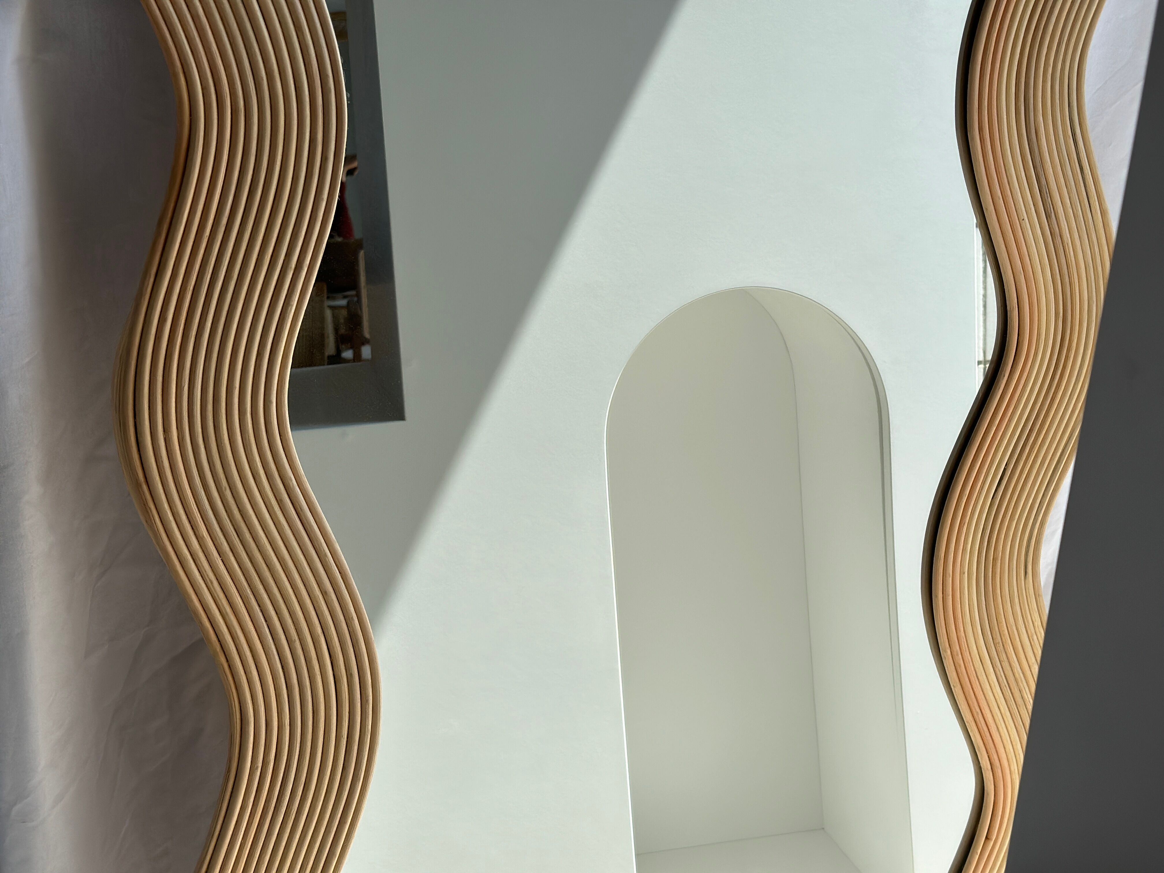 Zigzag rattan foot mirror H:182cm