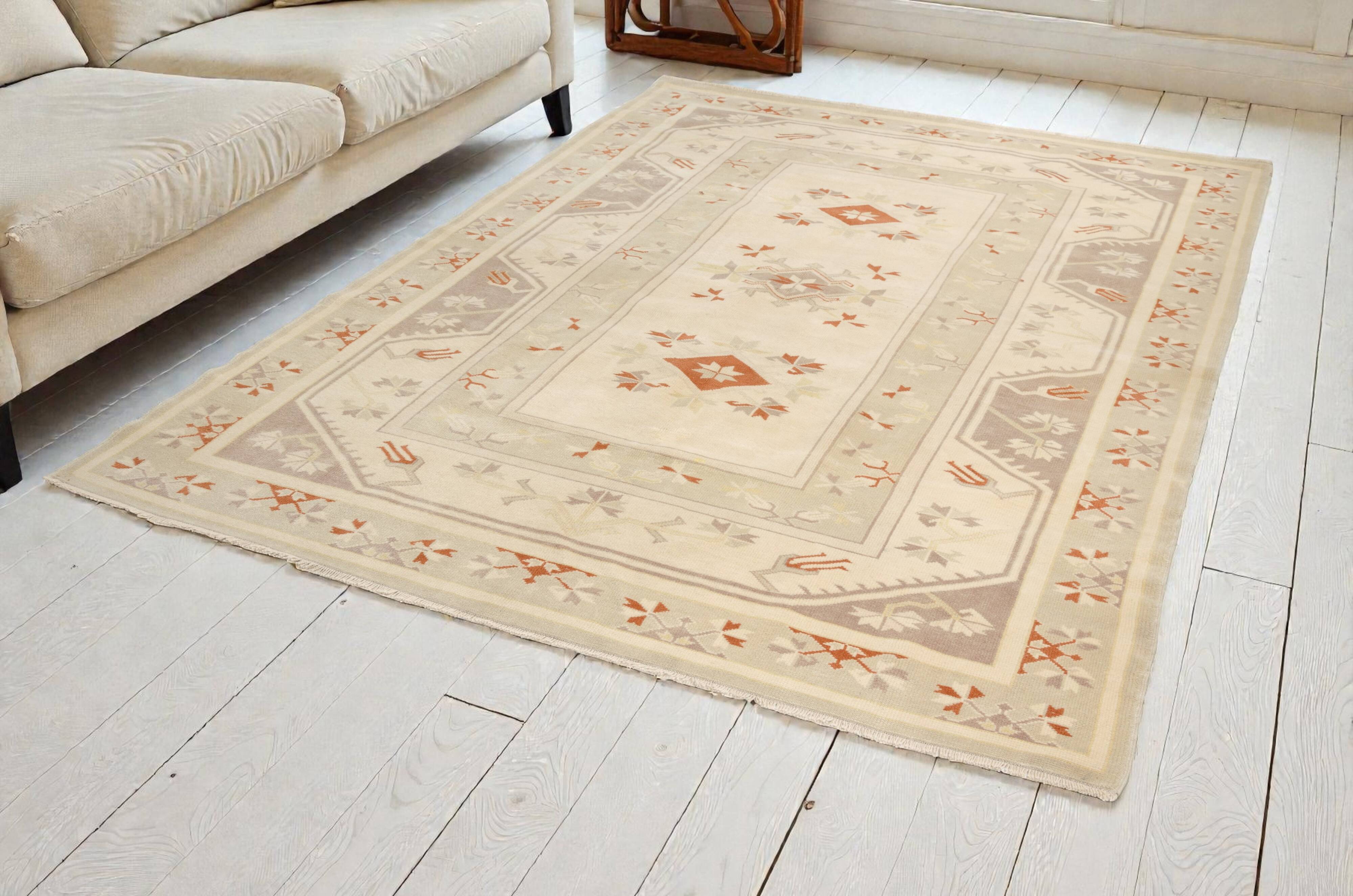 Oushak Handknotted Wool Carpet