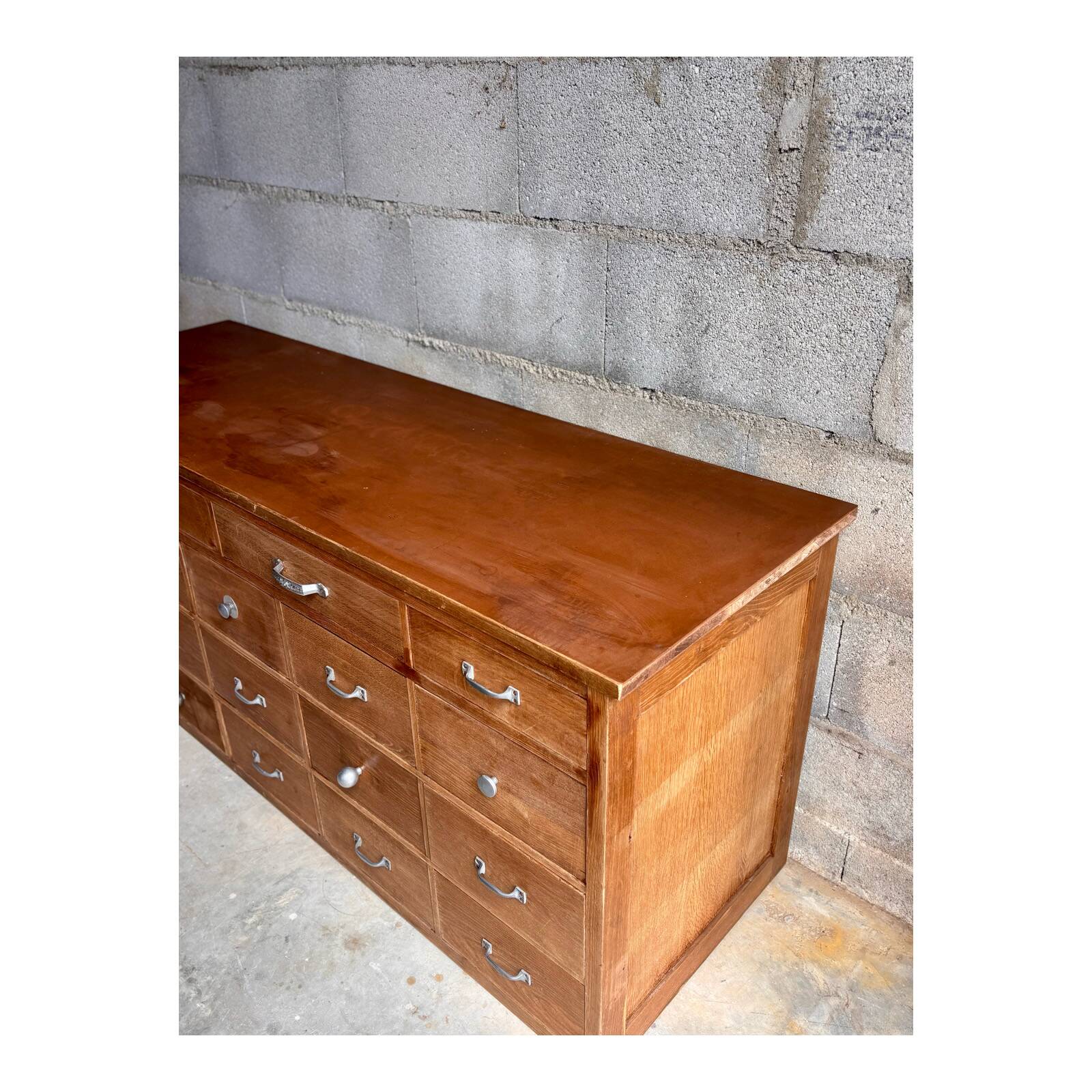 meuble de metier a tiroirs