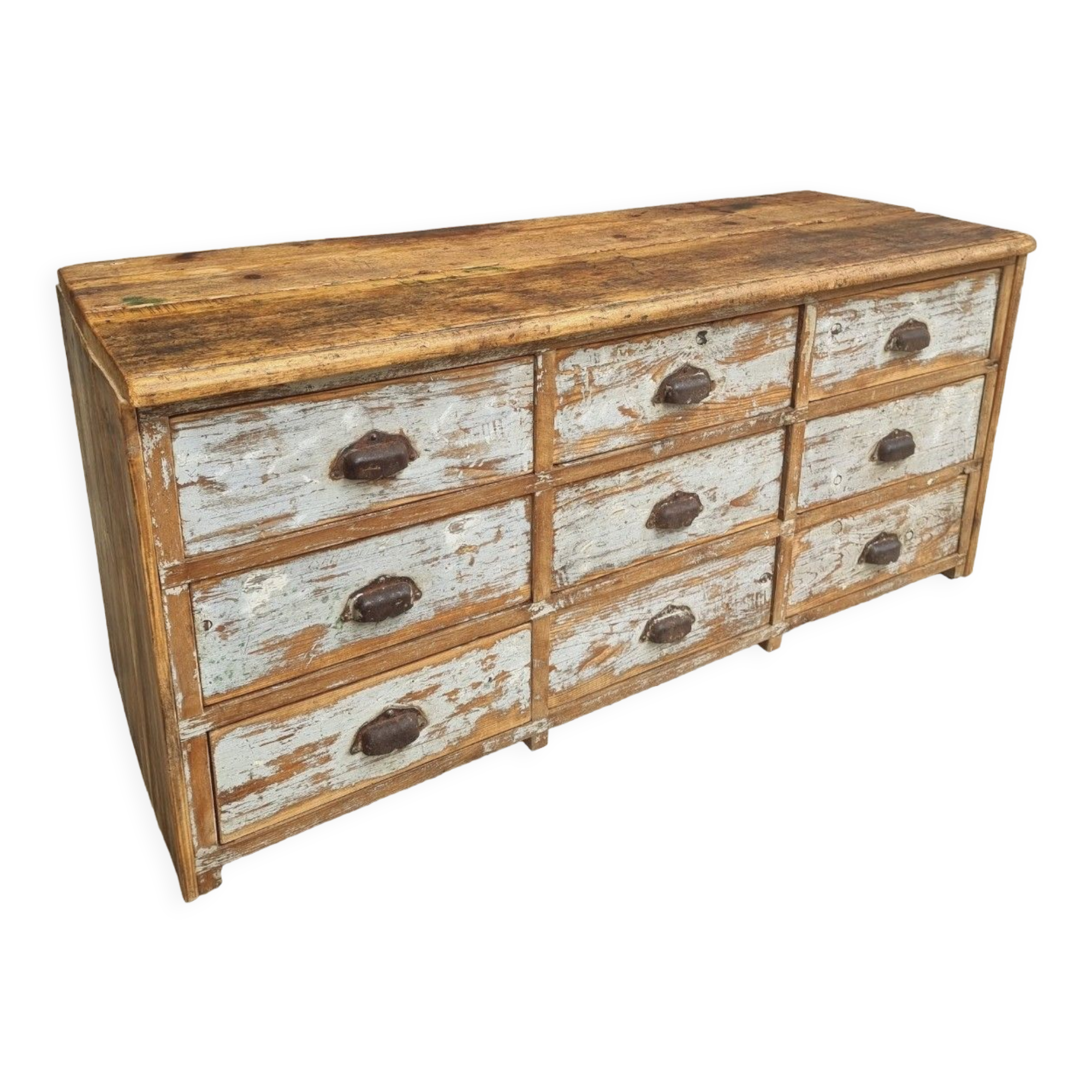 Workshop chest of drawers