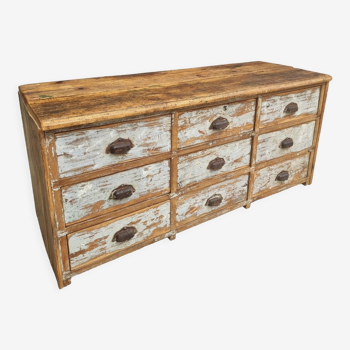 Workshop chest of drawers