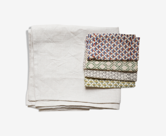 Nappe et serviettes en lin upcyclées motifs dépareillés