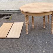 Renovated Louis Philippe round extendable dining table 118-200cm 19th century