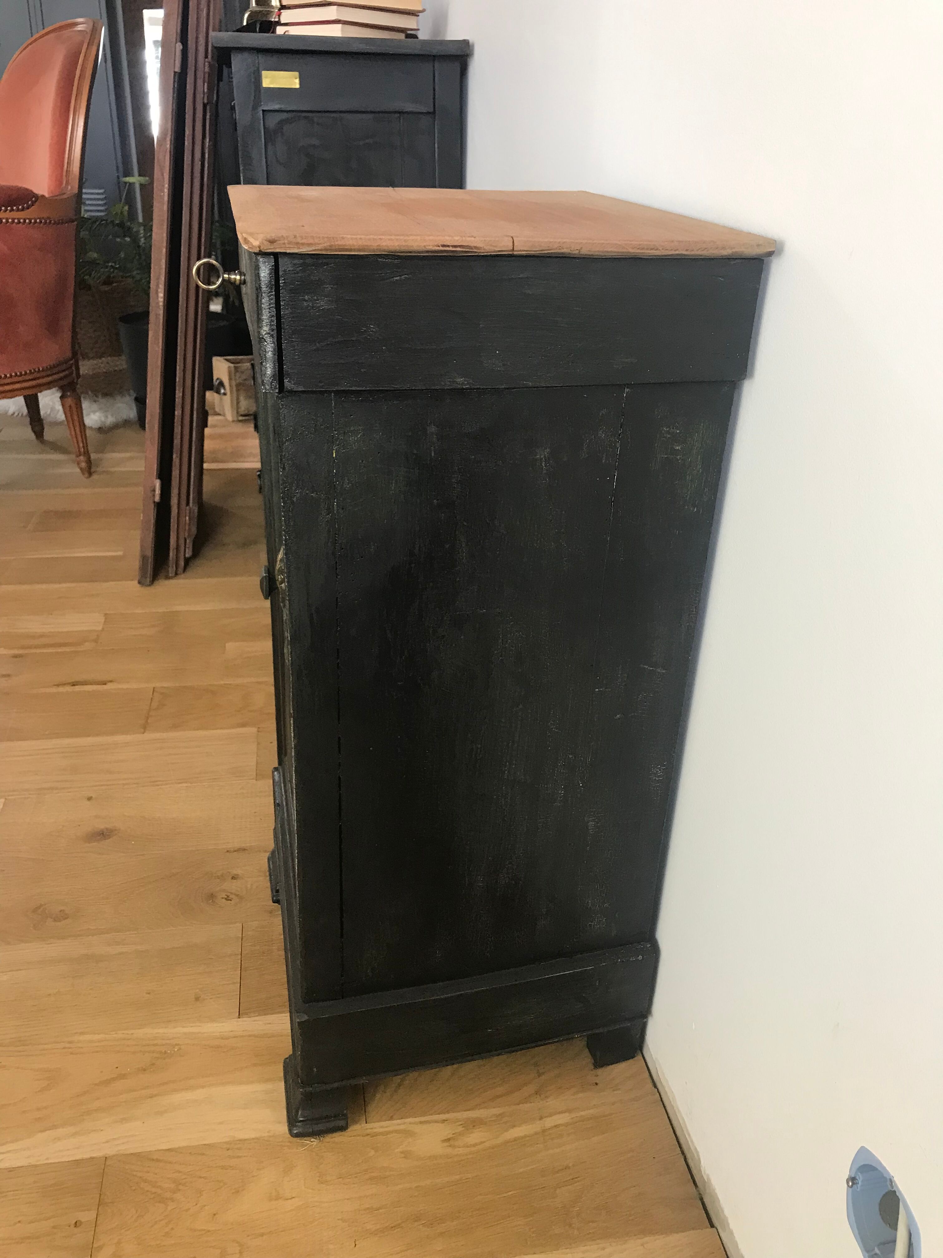 Bedside table vintage carved wood badge drawer holder black old wood