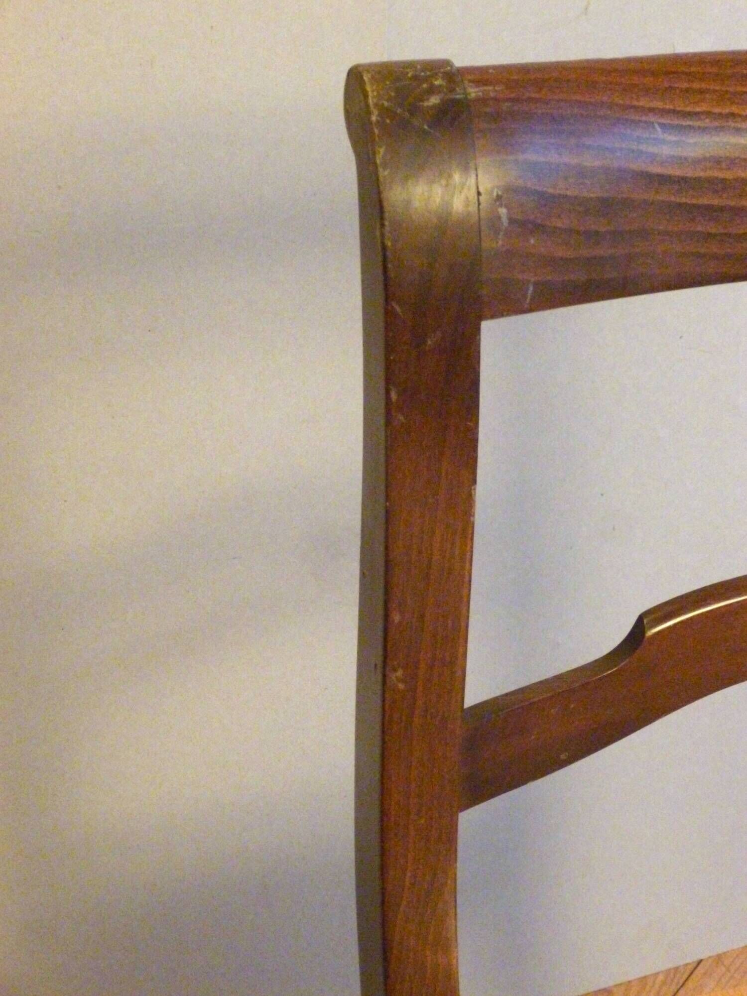 "Cadregabec" chair, design Kamber and Gümpel, 1989, publisher SVITALIA