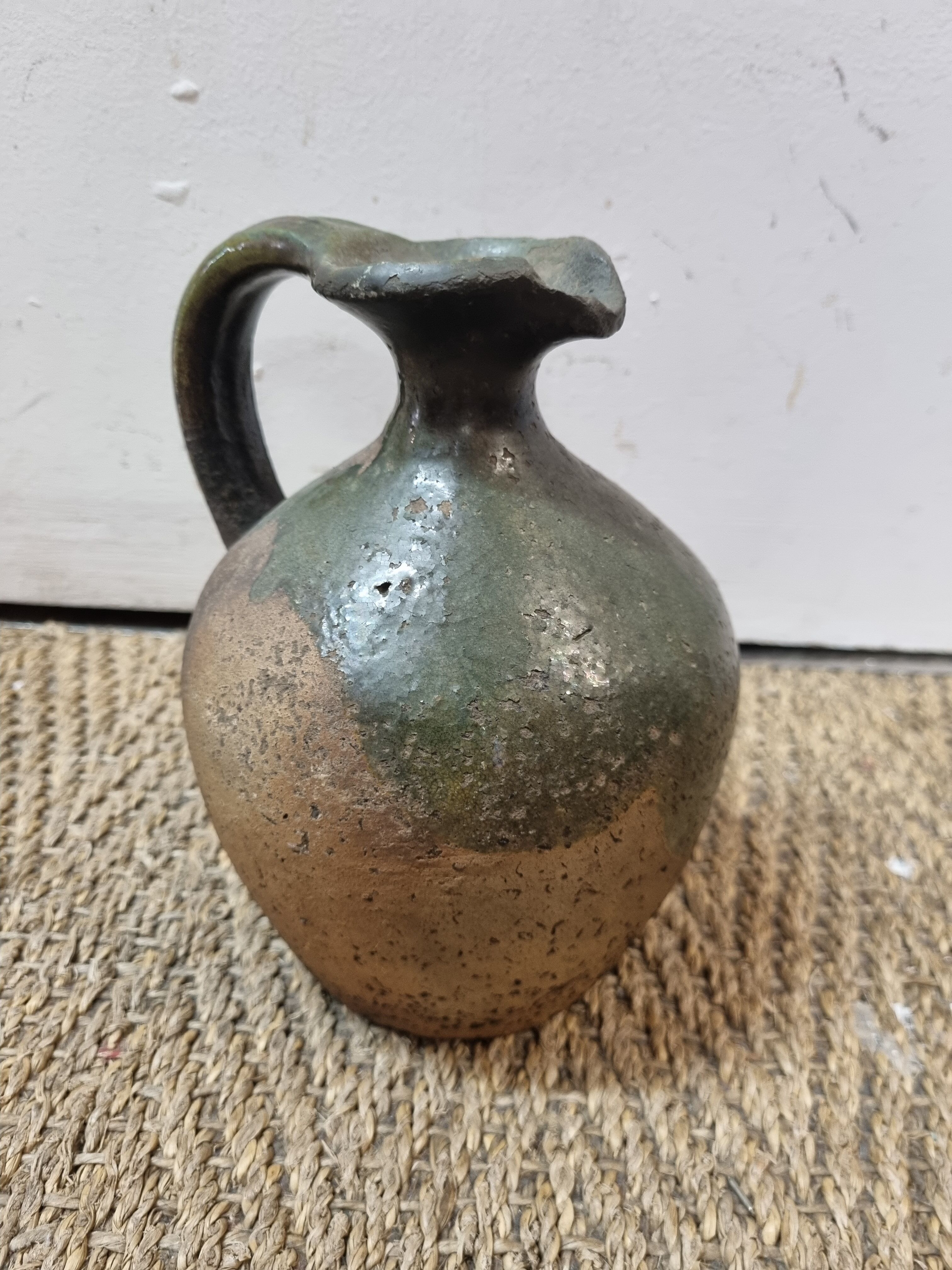 Pitcher in sandstone, 1980