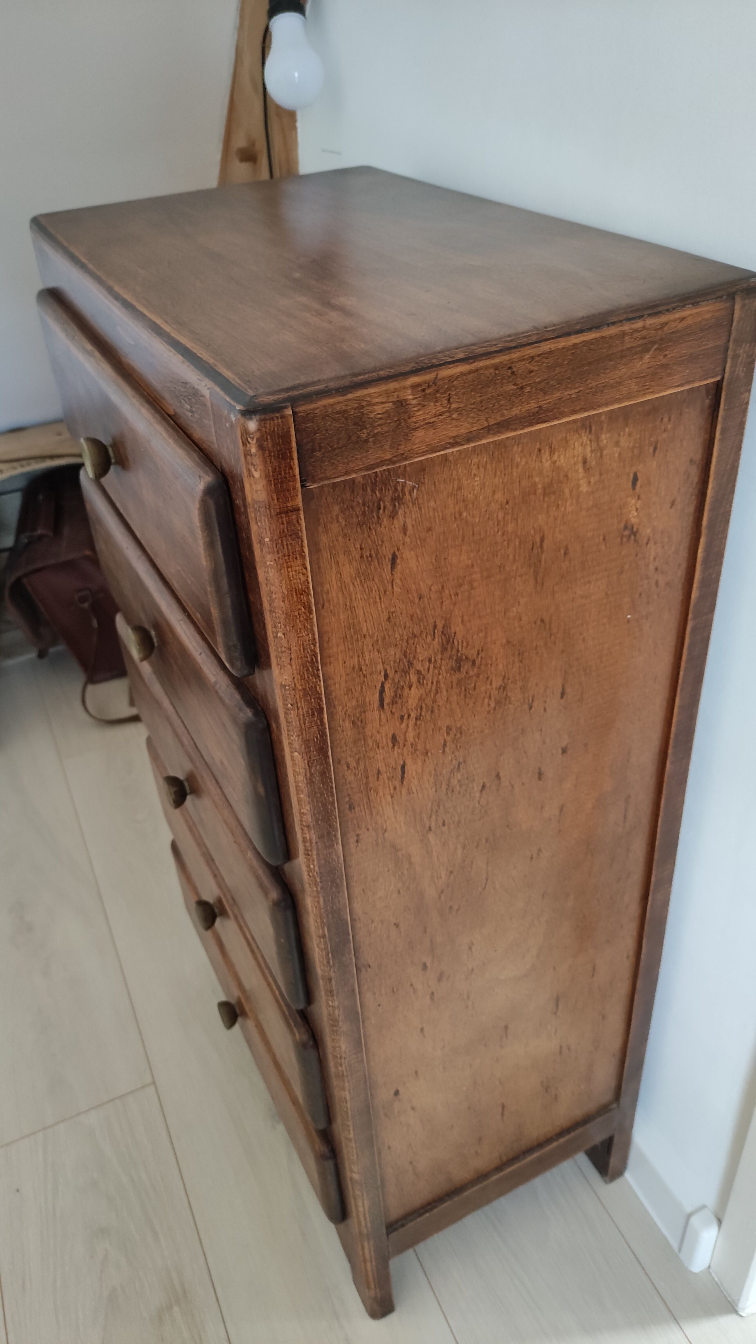 Vintage wooden chest of drawers