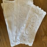 Set of 3 embroidered and openwork seviettes door
