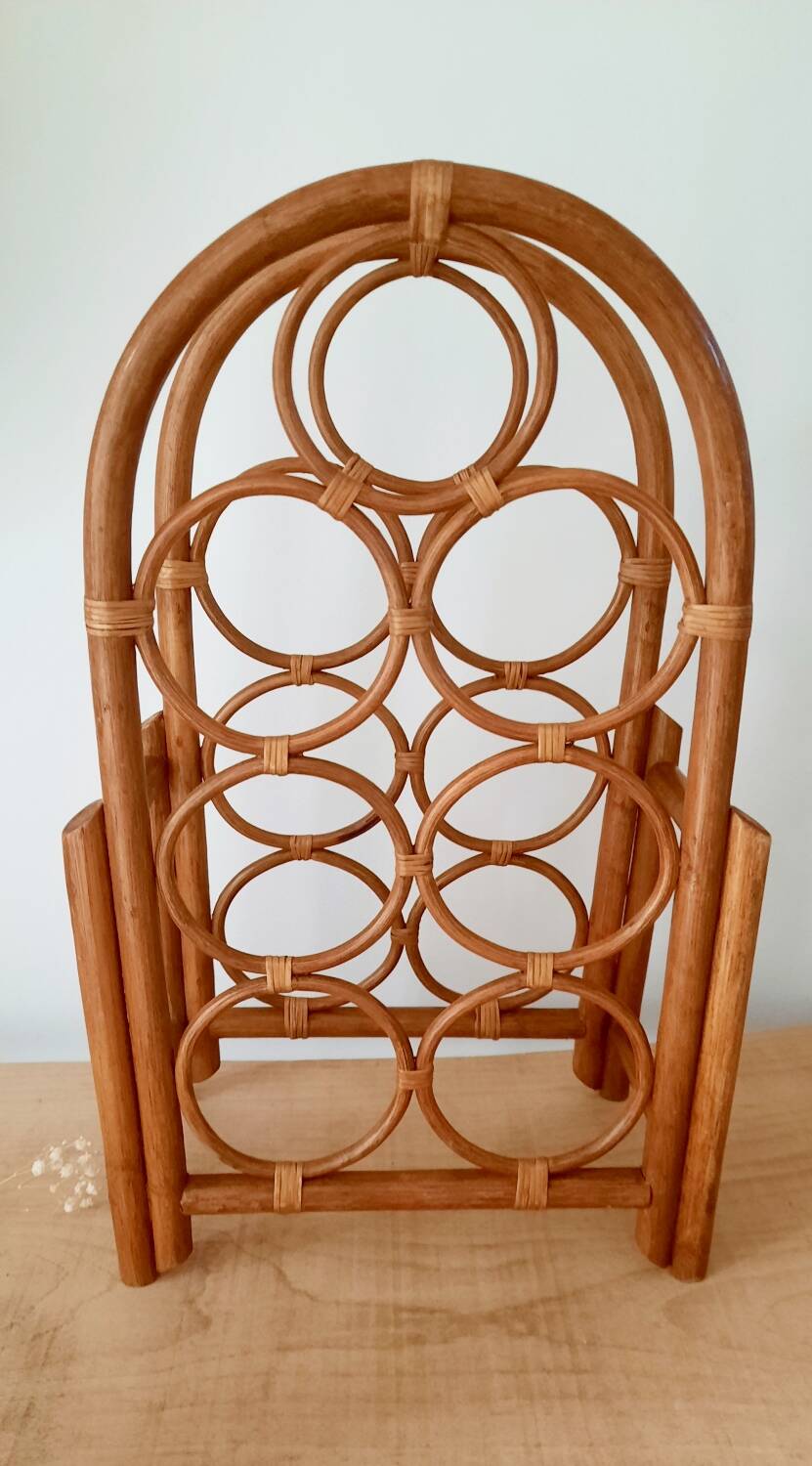 Rattan bottle holder