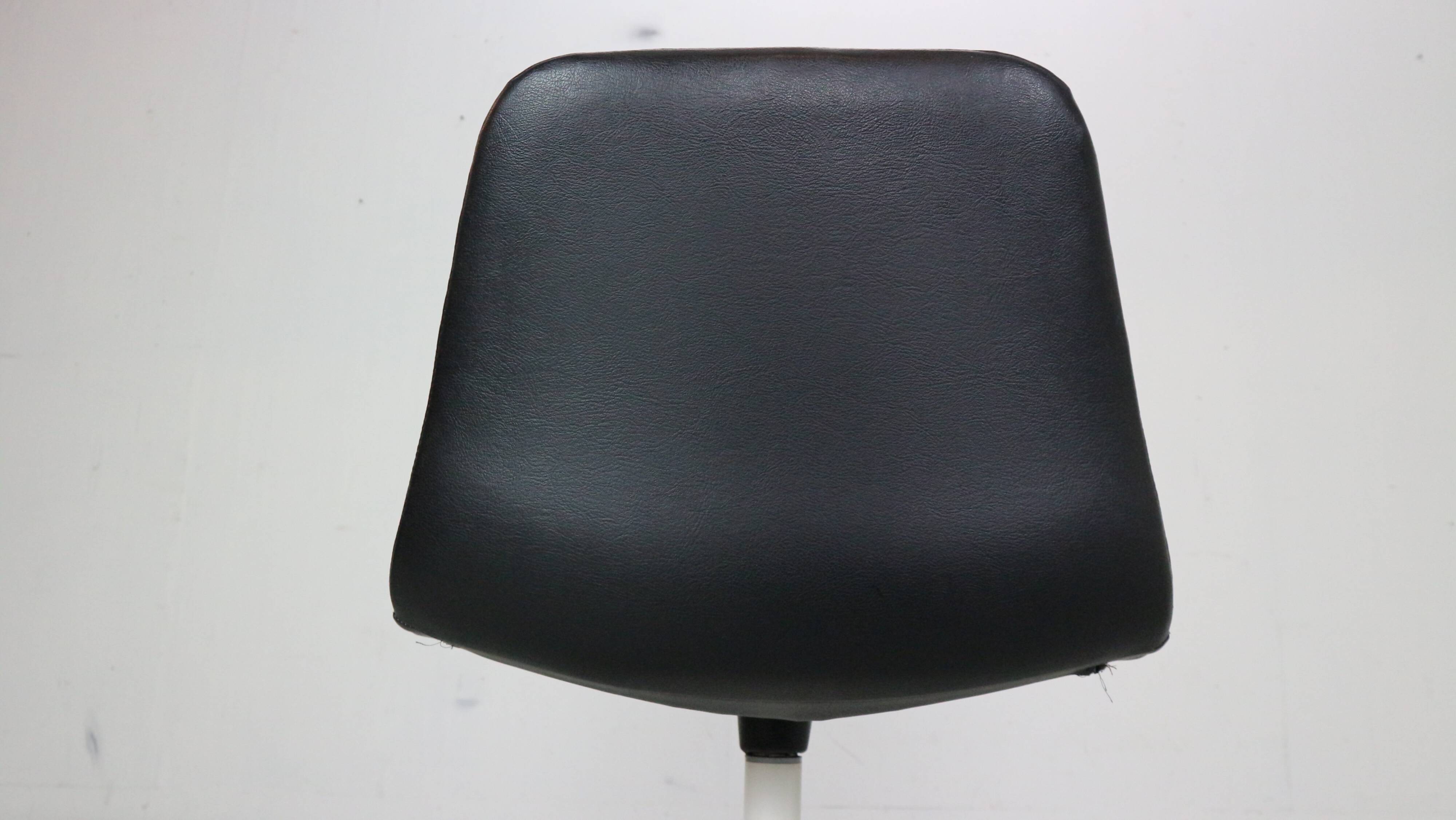 Scandinavian Modern Set Of 4 Dinning Chairs By Börje Johanson Vinga, Sweden 1970