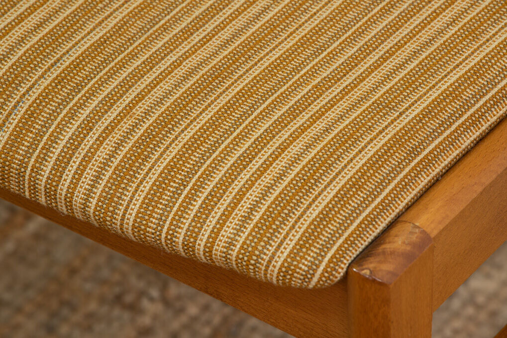 Scandinavian chairs 45 cm