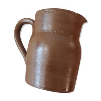 Pitcher in Bonny Grés