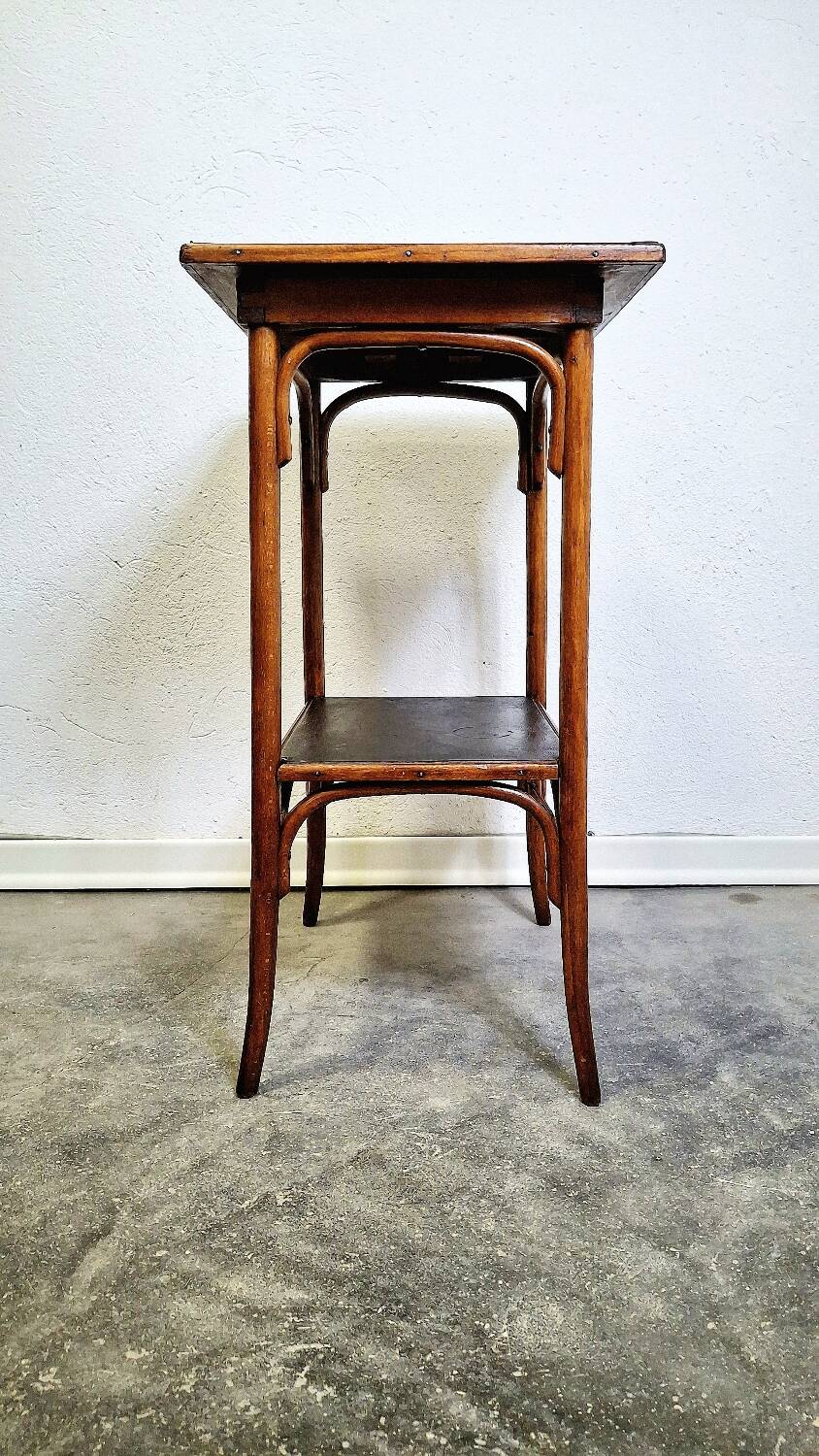 Art Nouveau Bentwood Side Table, 1910s