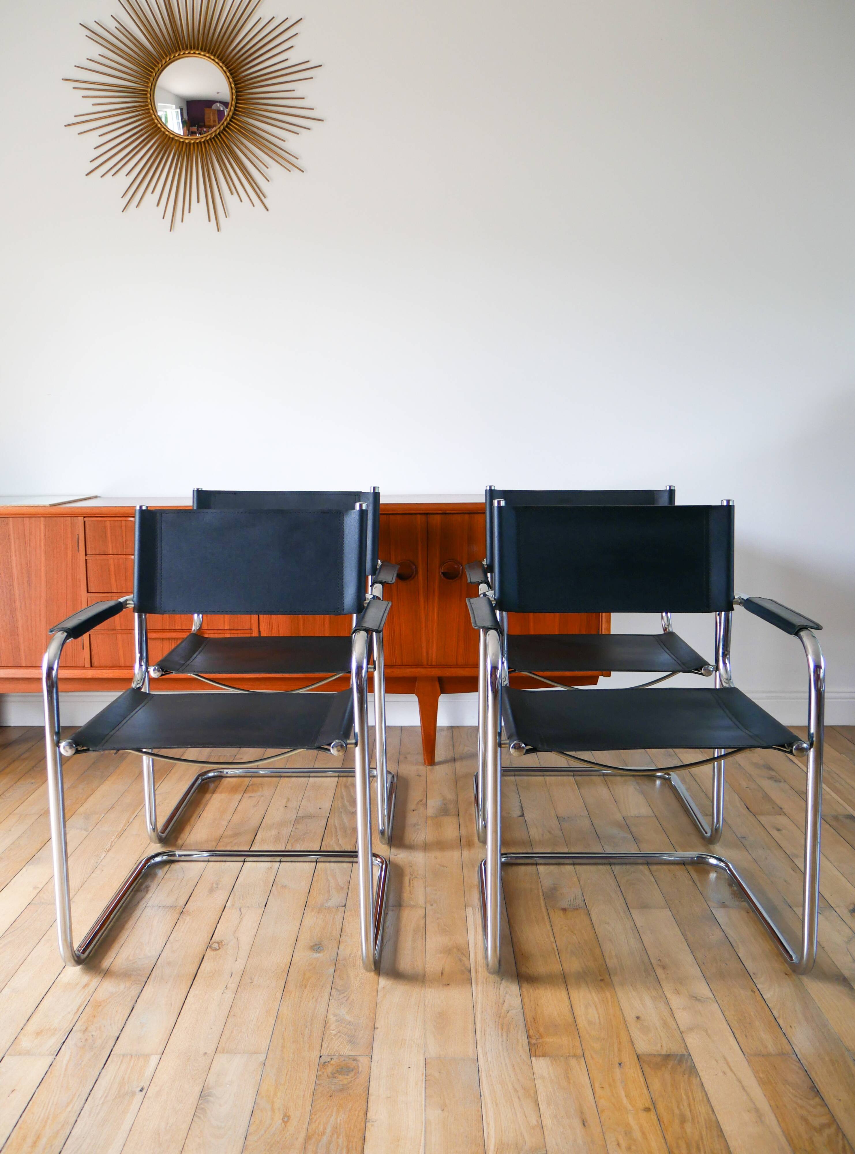 Ensemble de 4 fauteuils tubulaires en croute de cuir Cantilever chrome et Noir, dans le goût de Mart Stam, 1970
