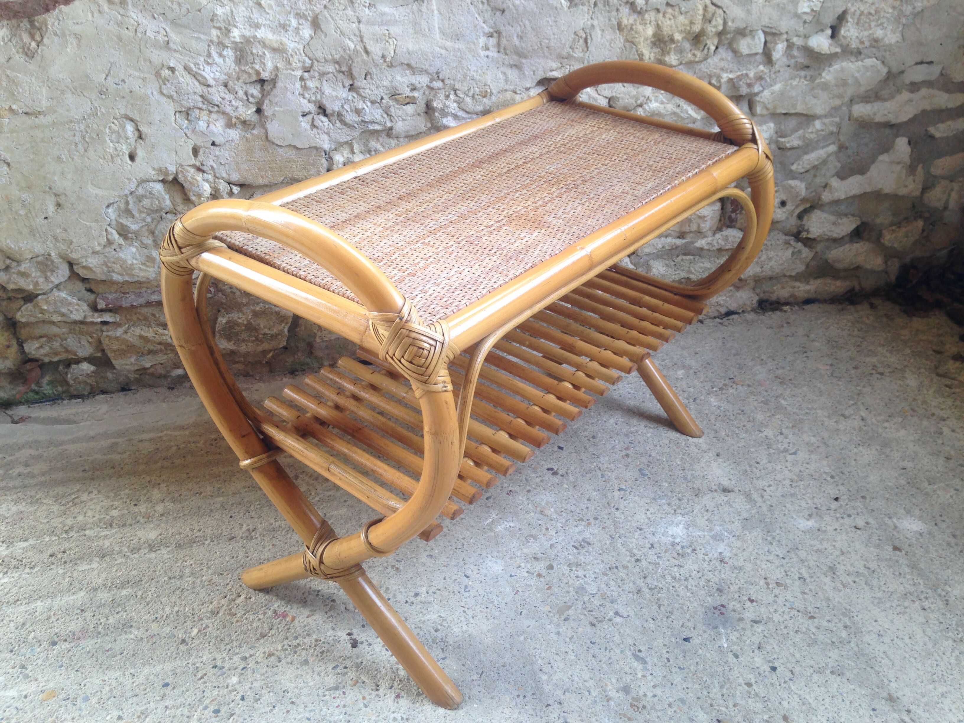 Side table in rattan and wicker curved vintage years 60/70