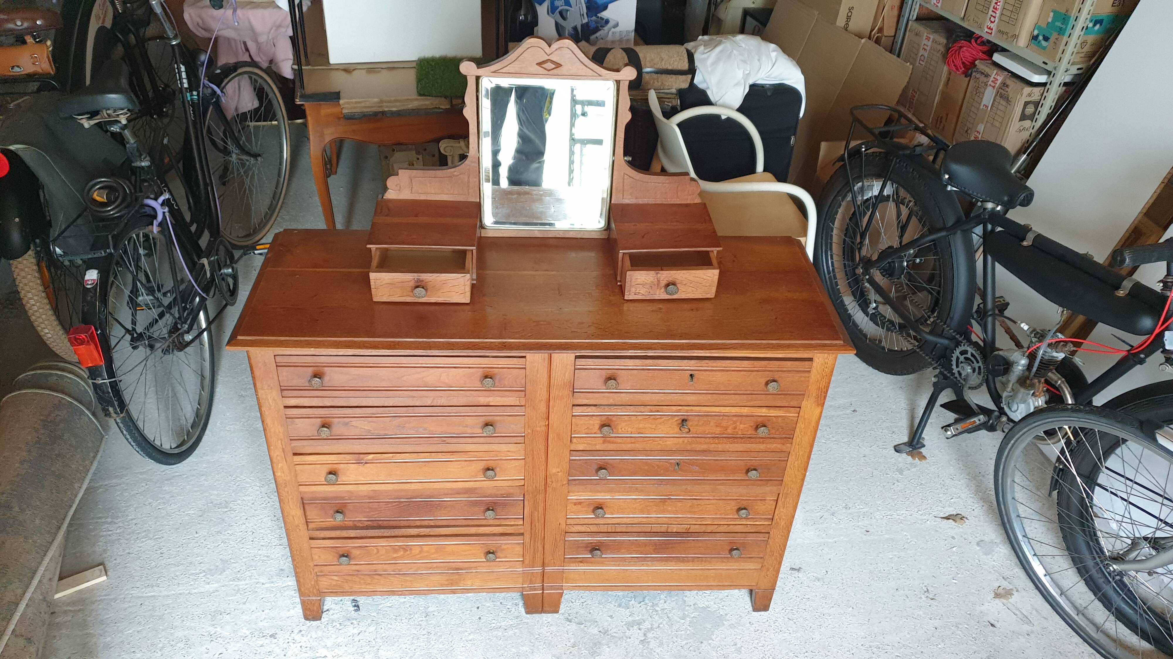 Dressing table chest of drawers