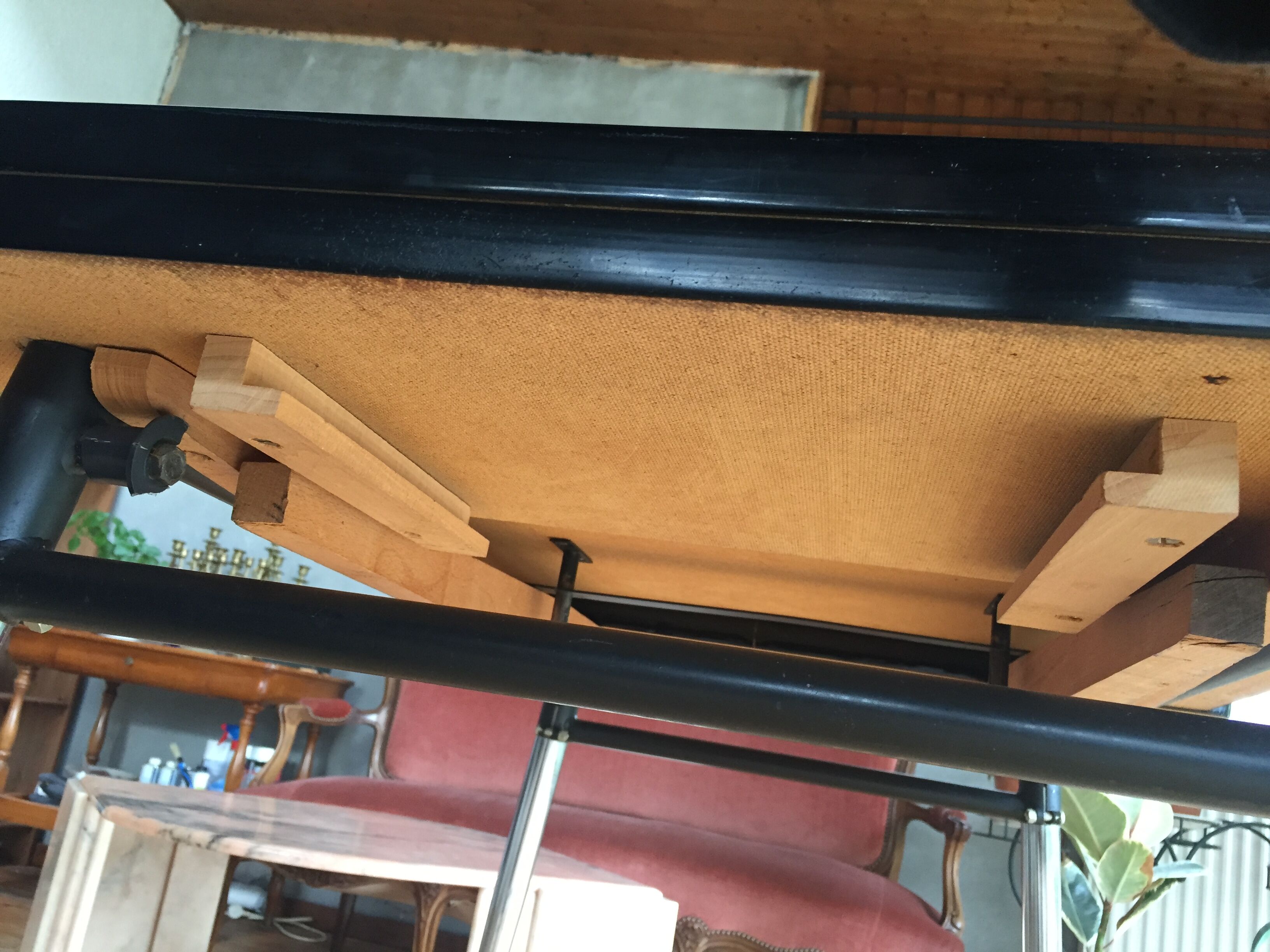 Table formica - 4 matching chairs