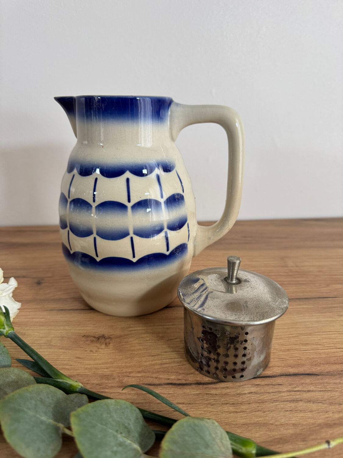 Vintage Sarreguemines teapot