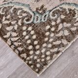 Brown & beige vintage rug 173x253cm