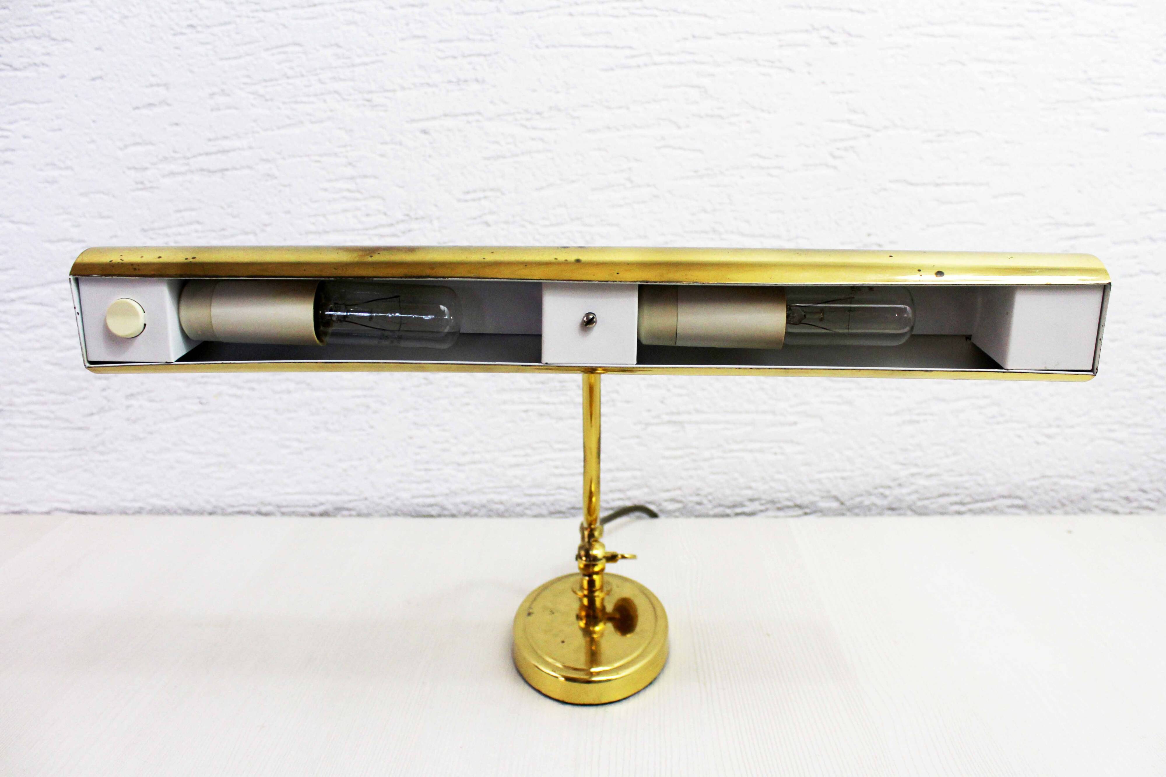 Lampe de bureau en laiton