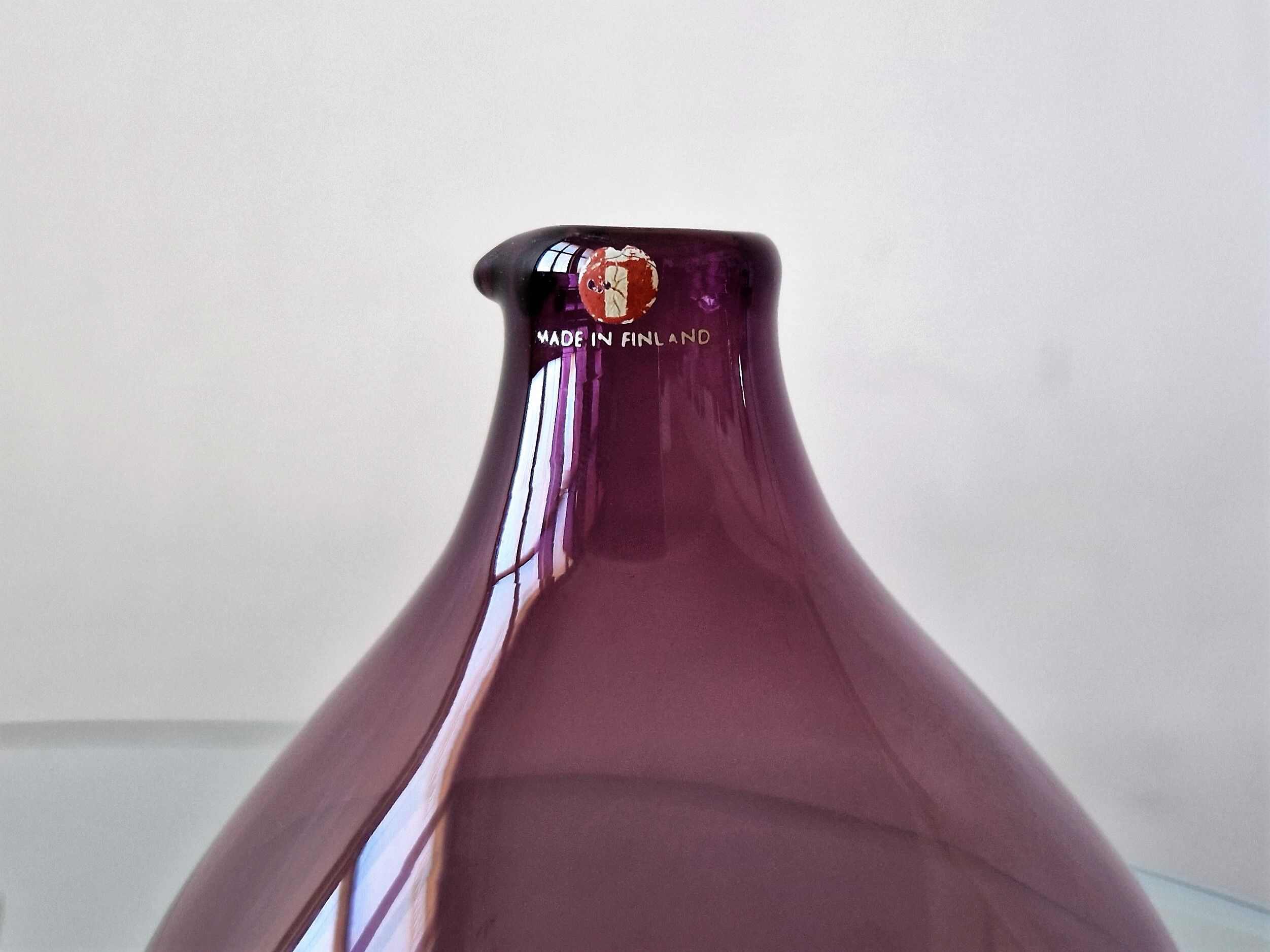 Purple Glass I-401 Bird Bottle or Vase by Timo Sarpaneva for Iittala, Finland, 1956